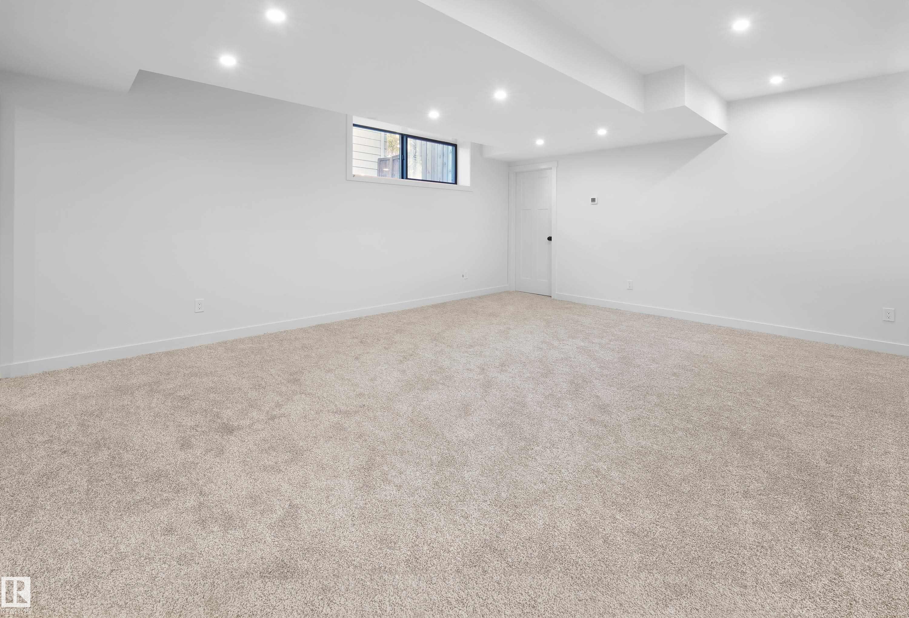 Photo 34 at 43 Westridge Road NW, Westridge, Edmonton