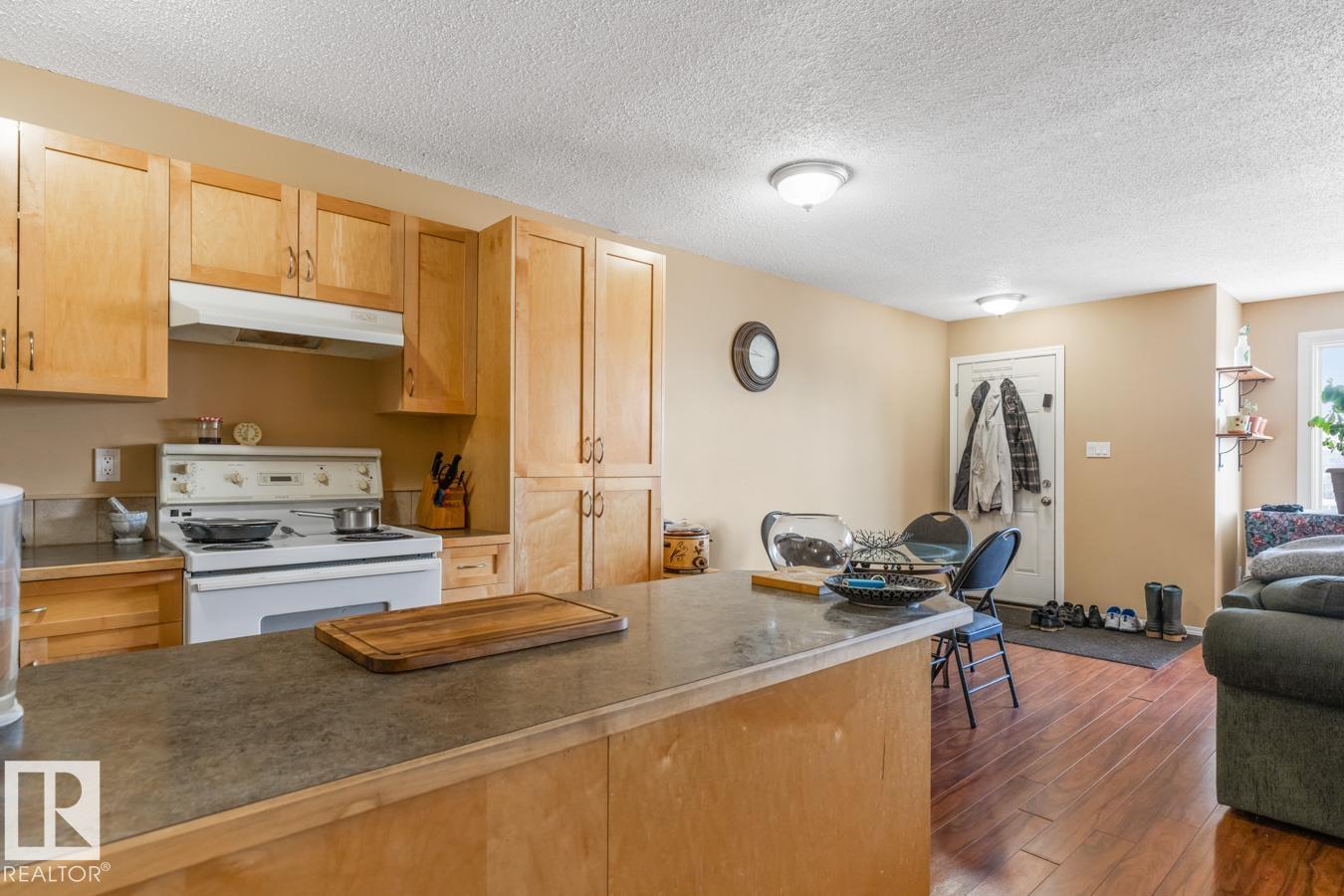 19 - 13580 38 Street NW, Belmont, Edmonton