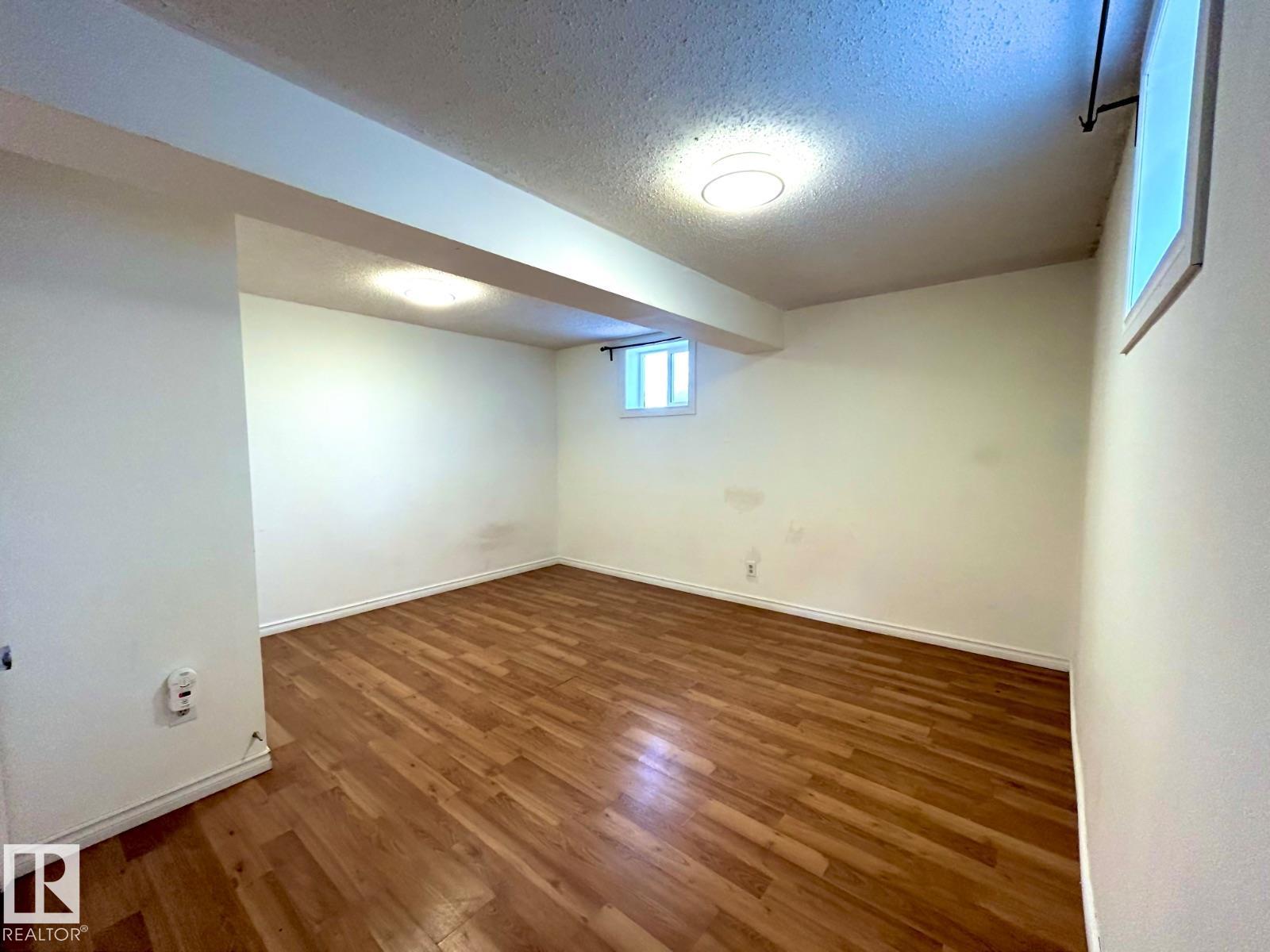 Photo 13 at 12132 59 Street NW, Montrose, Edmonton