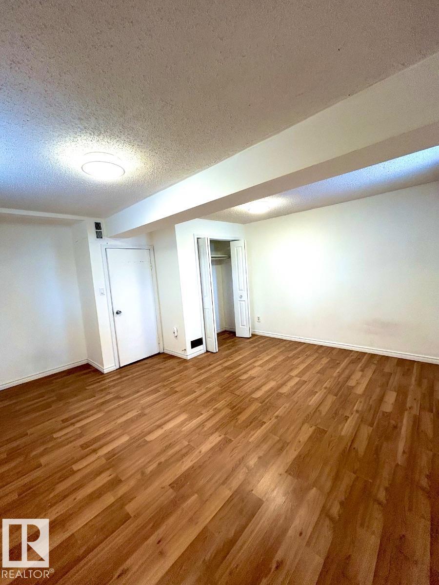 Photo 14 at 12132 59 Street NW, Montrose, Edmonton