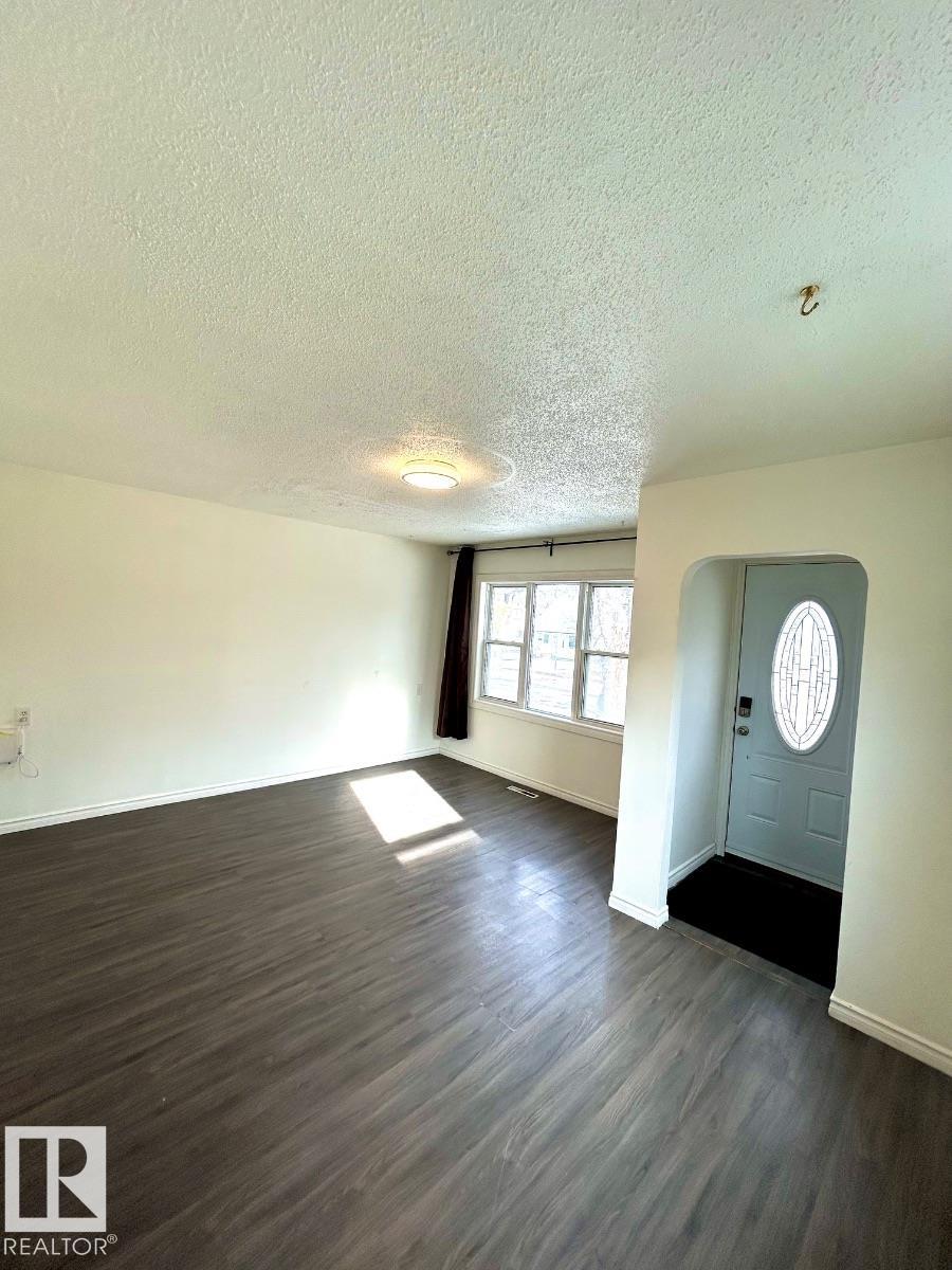 12132 59 Street NW, Montrose, Edmonton