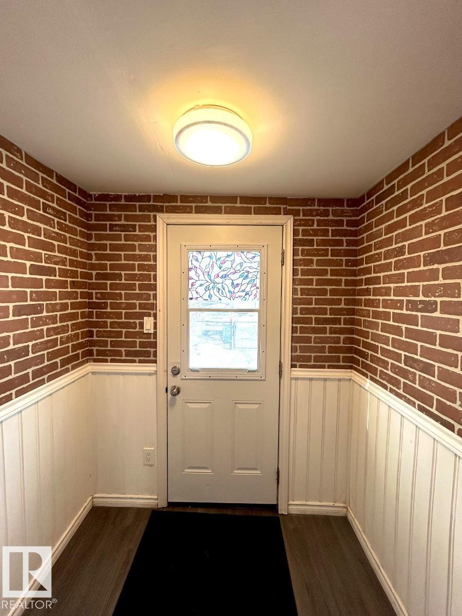 Photo 21 at 12132 59 Street NW, Montrose, Edmonton