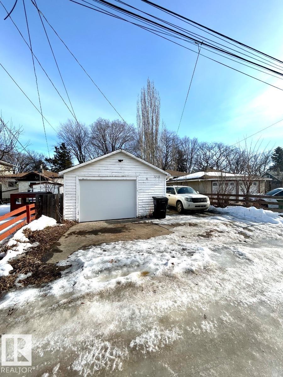 Photo 23 at 12132 59 Street NW, Montrose, Edmonton