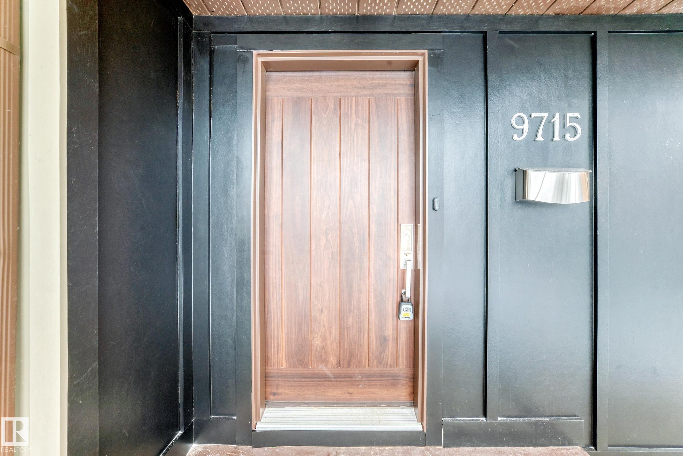 9715 143a Street NW, Crestwood, Edmonton