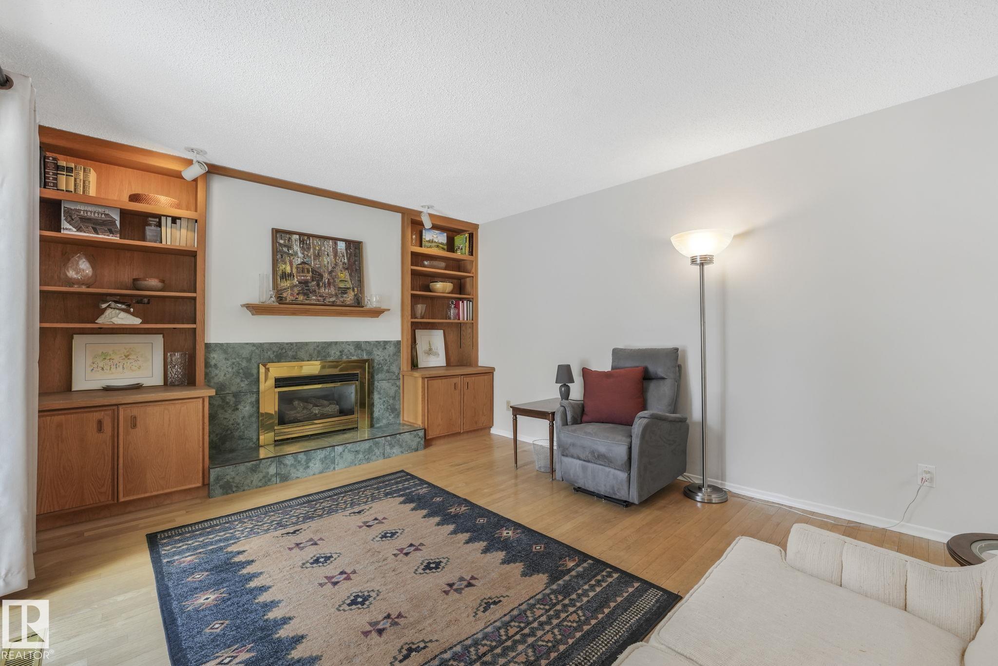 Photo 18 at 587 Wahstao Road NW, Oleskiw, Edmonton