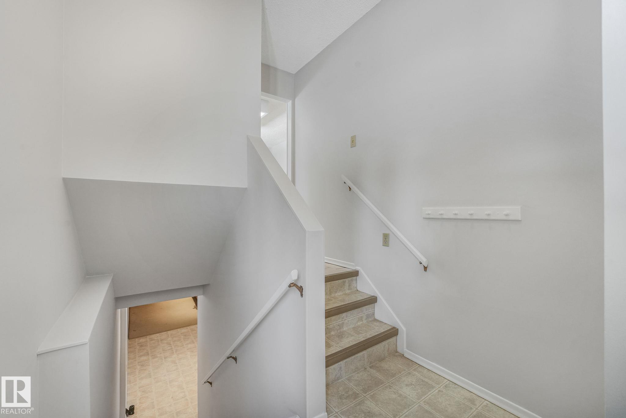 Photo 33 at 587 Wahstao Road NW, Oleskiw, Edmonton