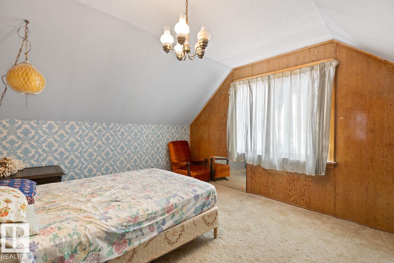 Photo 15 at 8906 94 Avenue NW, Strathearn, Edmonton