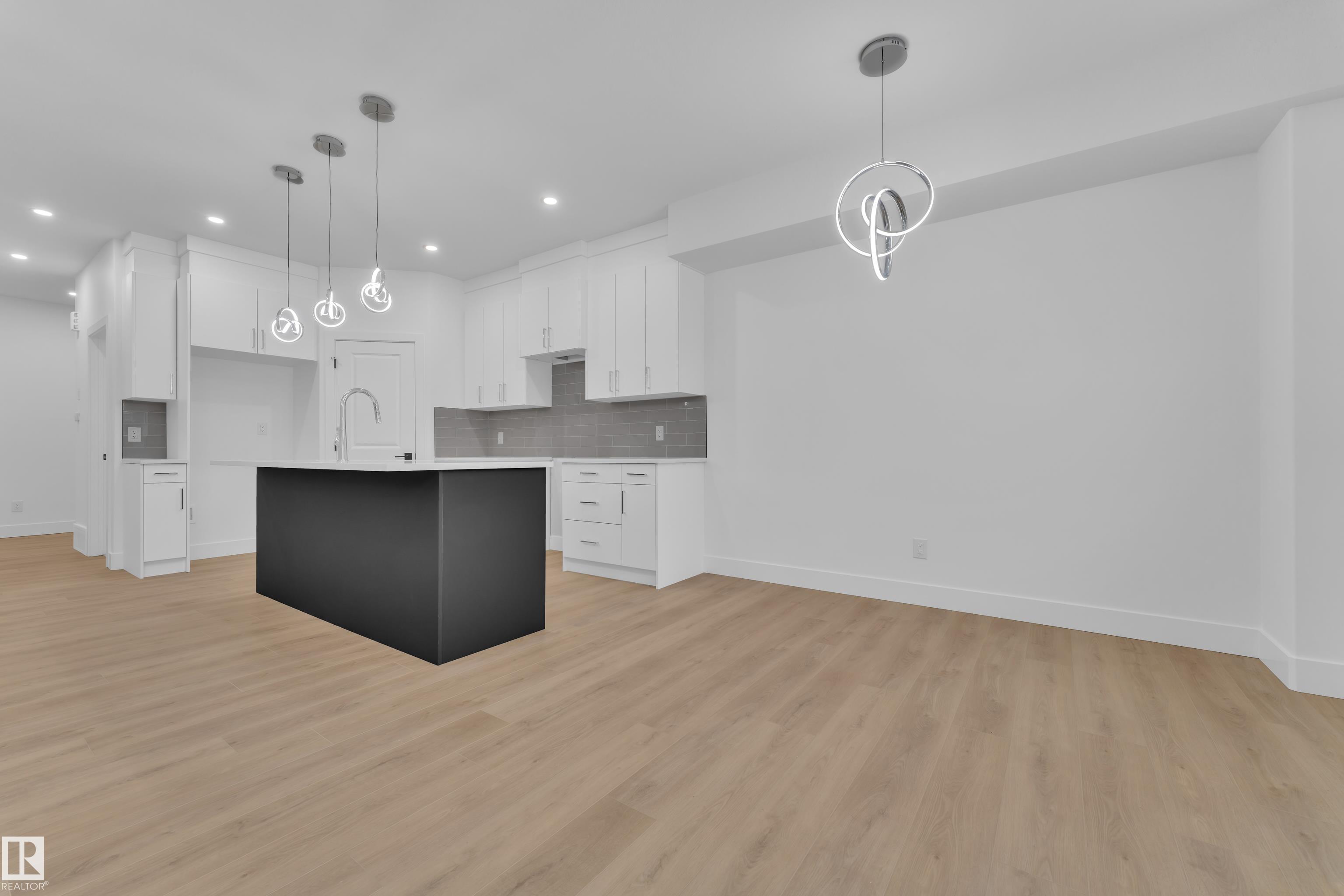 Photo 26 at 3606 40 Avenue, Azur, Beaumont