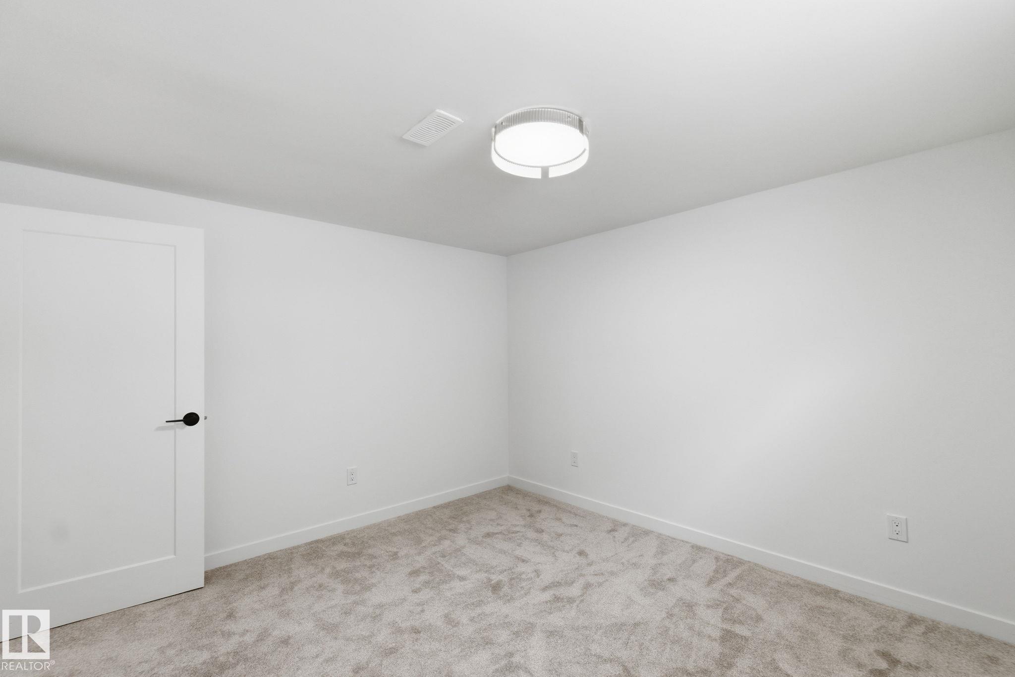 Photo 52 at 9444 74 Street NW, Ottewell, Edmonton