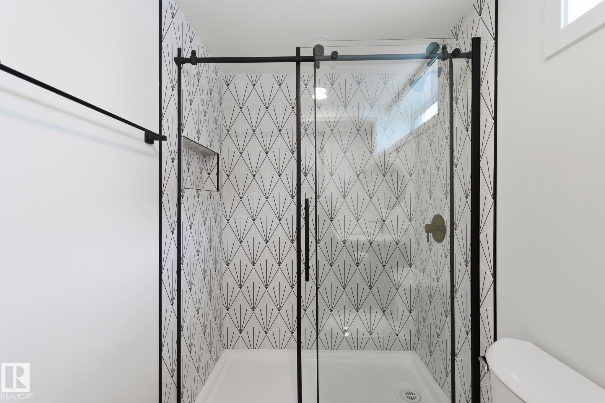 Photo 59 at 9444 74 Street NW, Ottewell, Edmonton