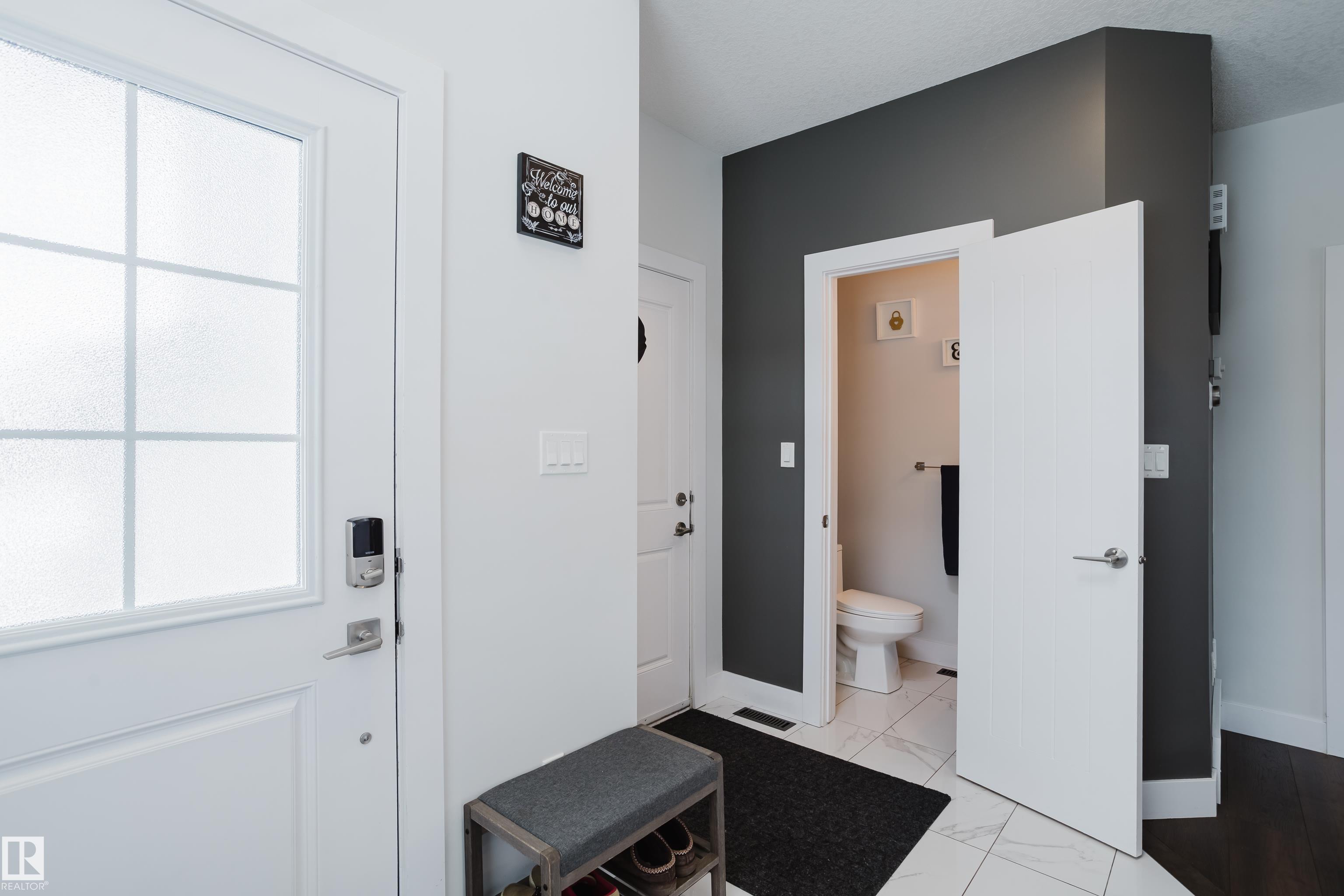 569 Merlin Landing NW, Hawks Ridge, Edmonton