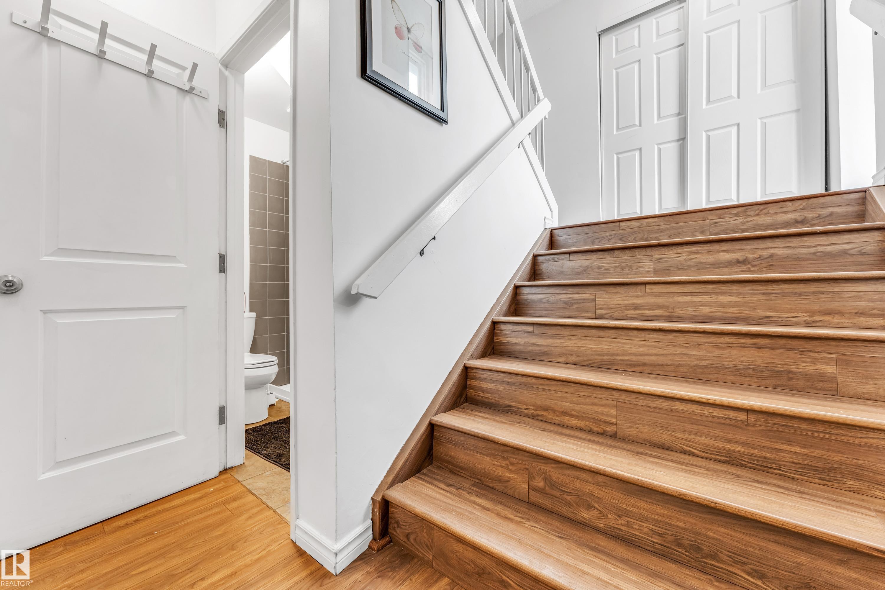 Photo 8 at 5344 38a Avenue NW, Greenview, Edmonton