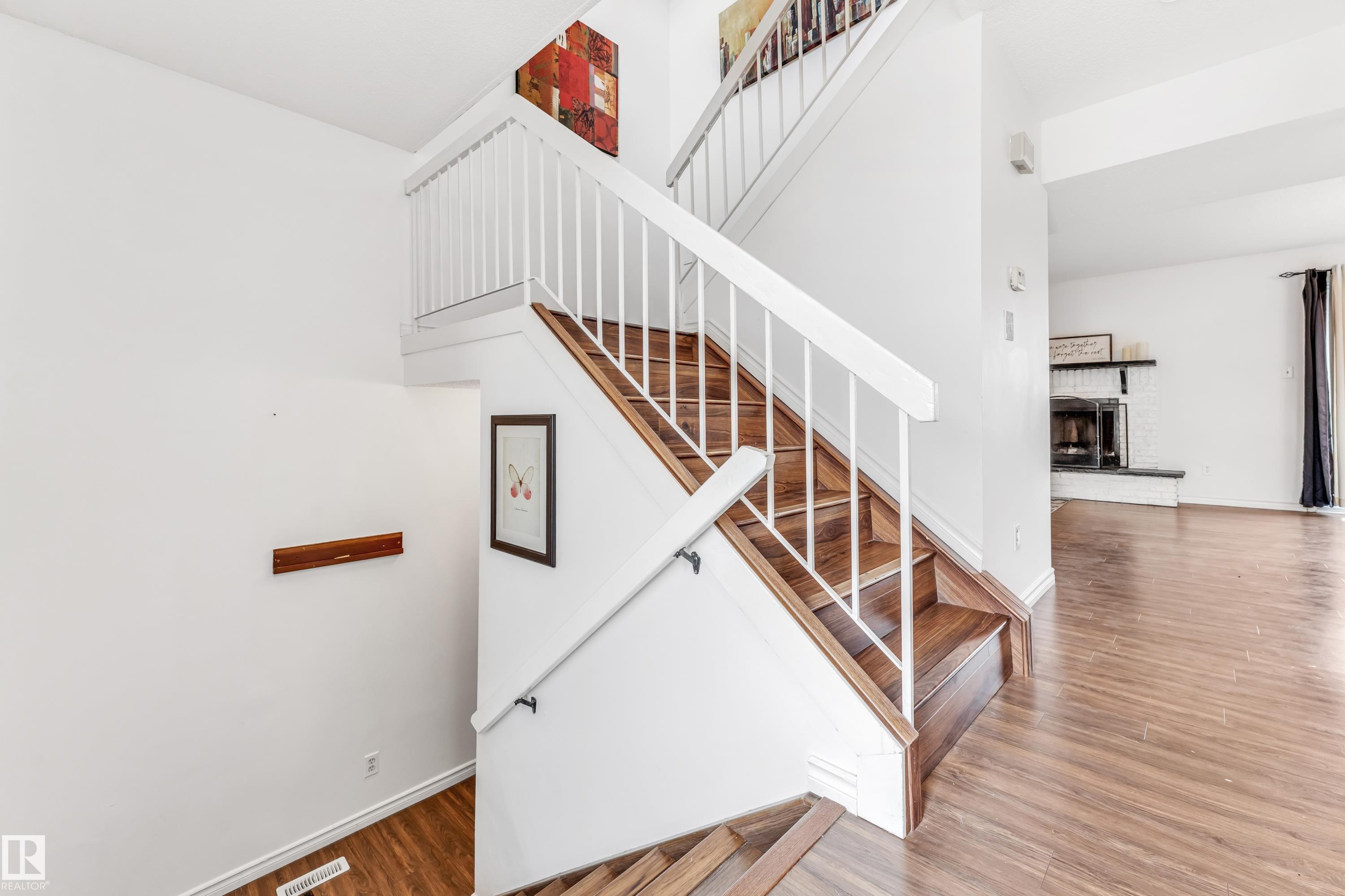 Photo 9 at 5344 38a Avenue NW, Greenview, Edmonton