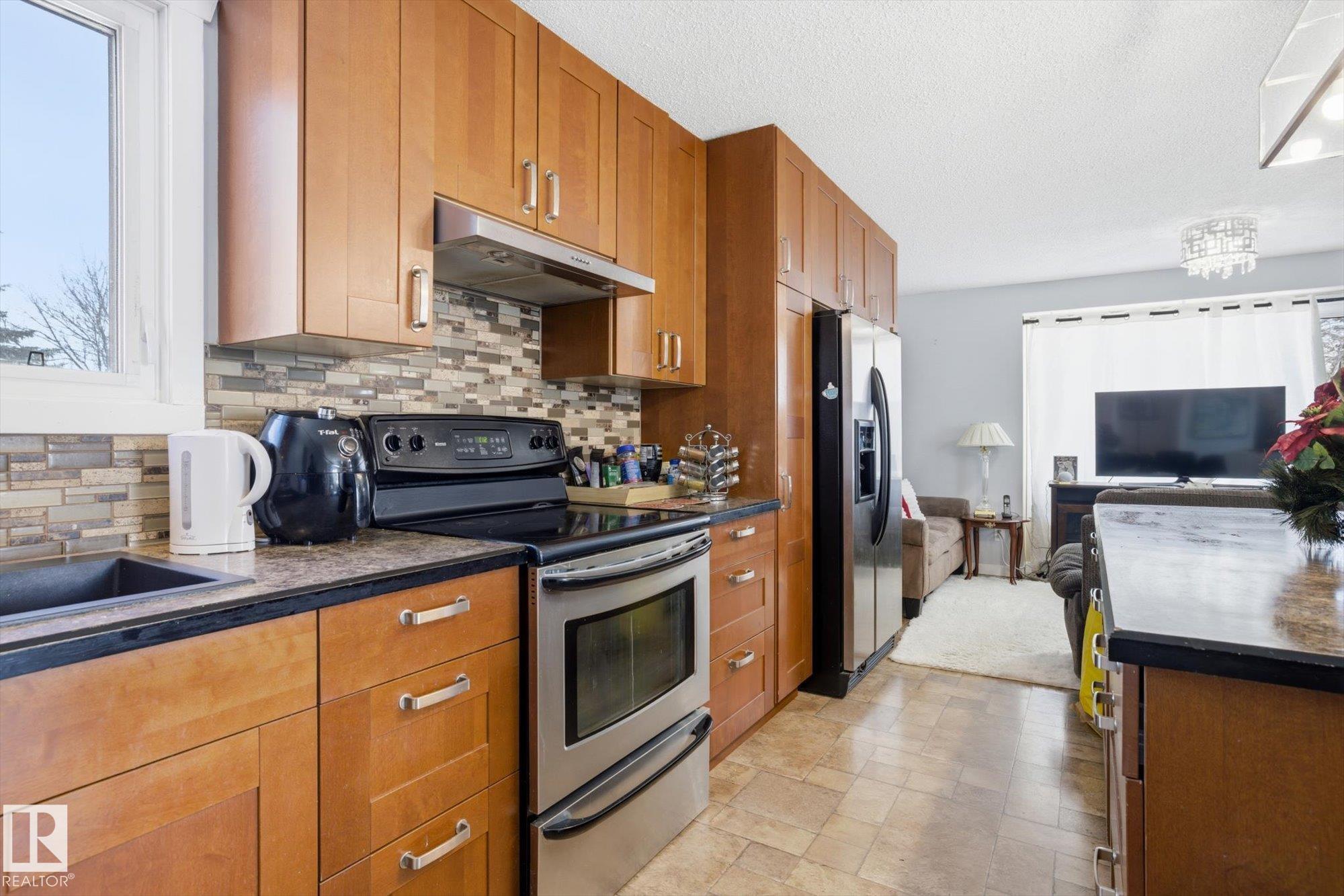 Photo 7 at 9009 102 Avenue, Morinville