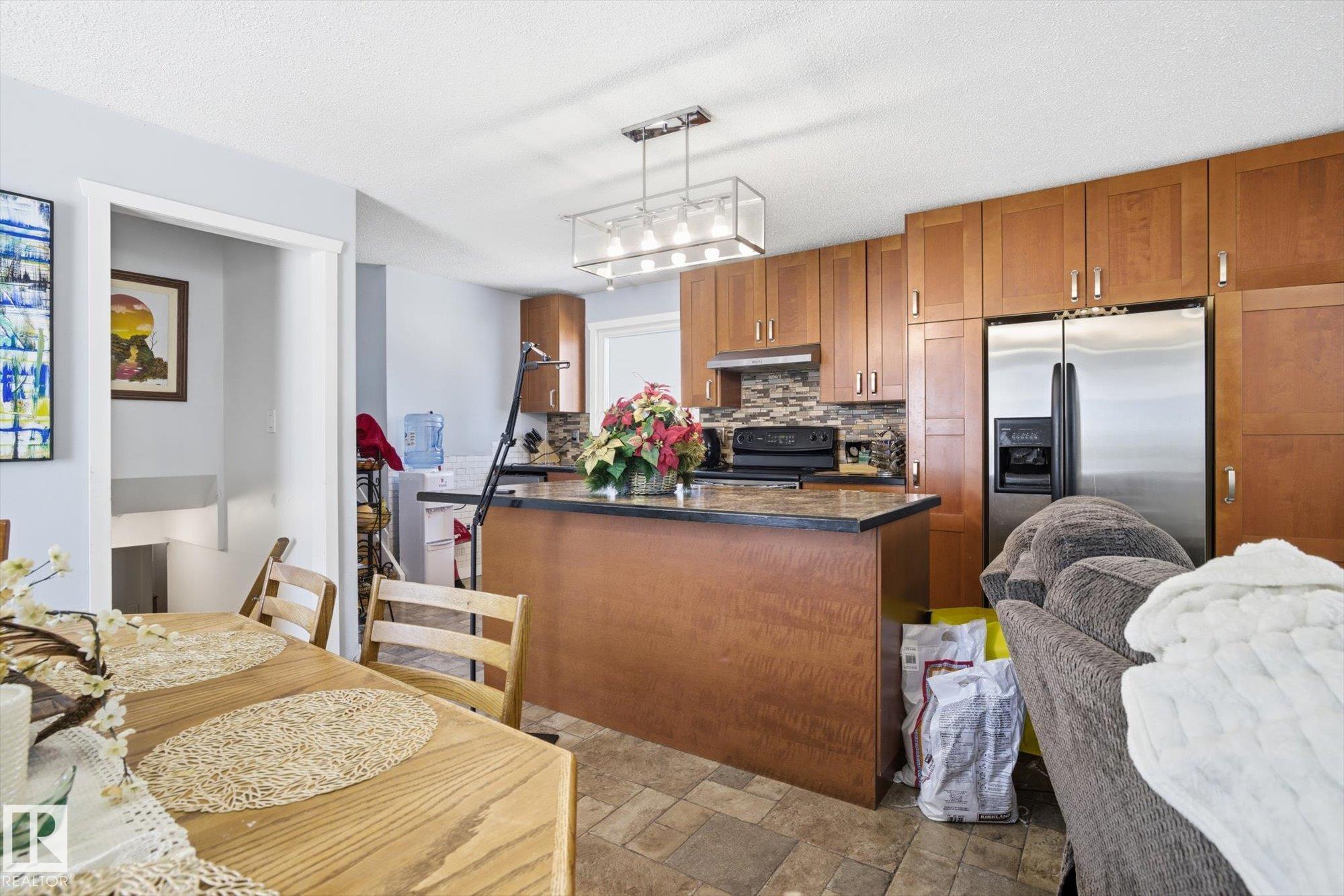 Photo 10 at 9009 102 Avenue, Morinville