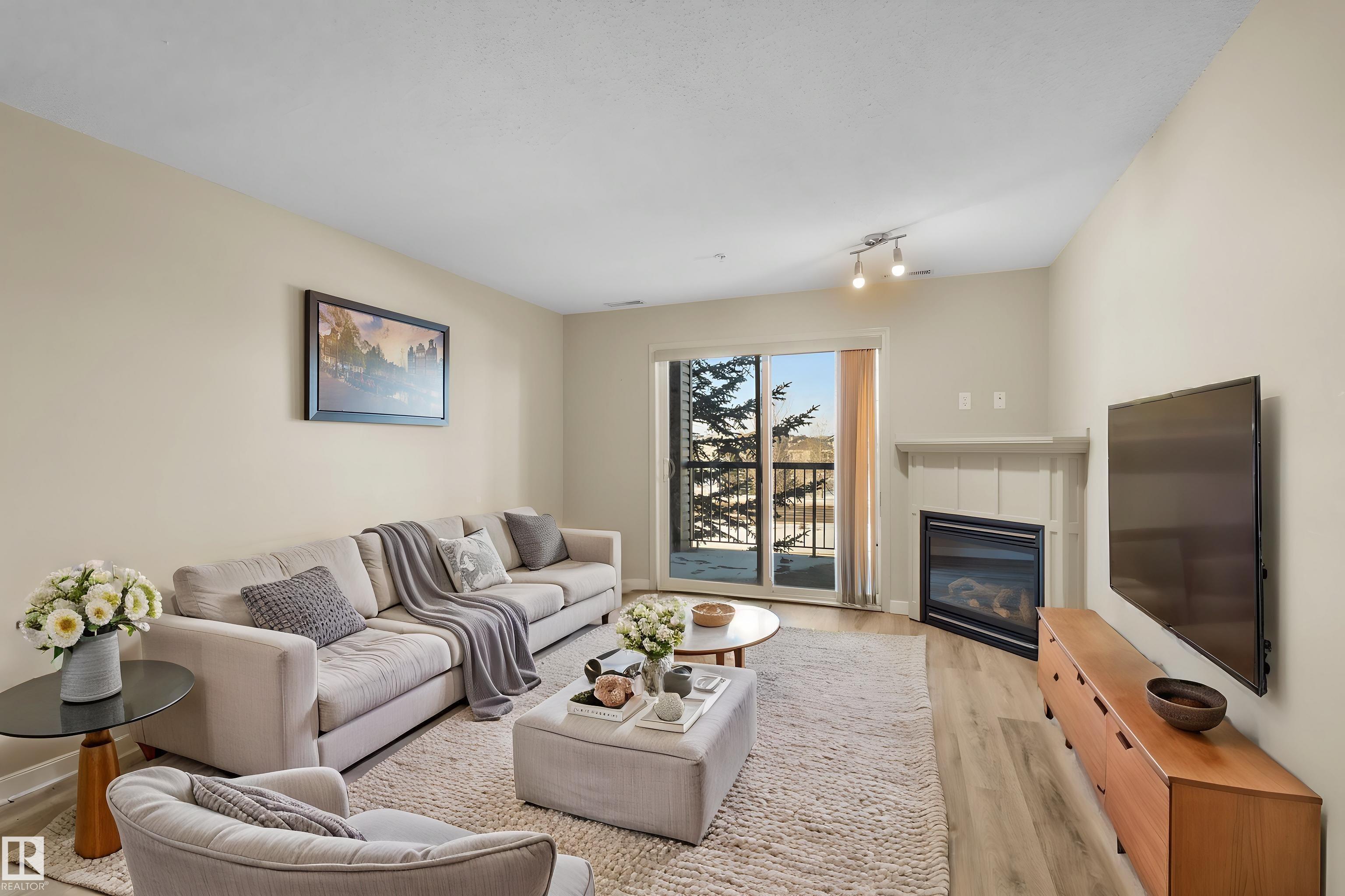 Photo 11 at 215 - 2098 Blackmud Creek Drive SW, Blackmud Creek, Edmonton