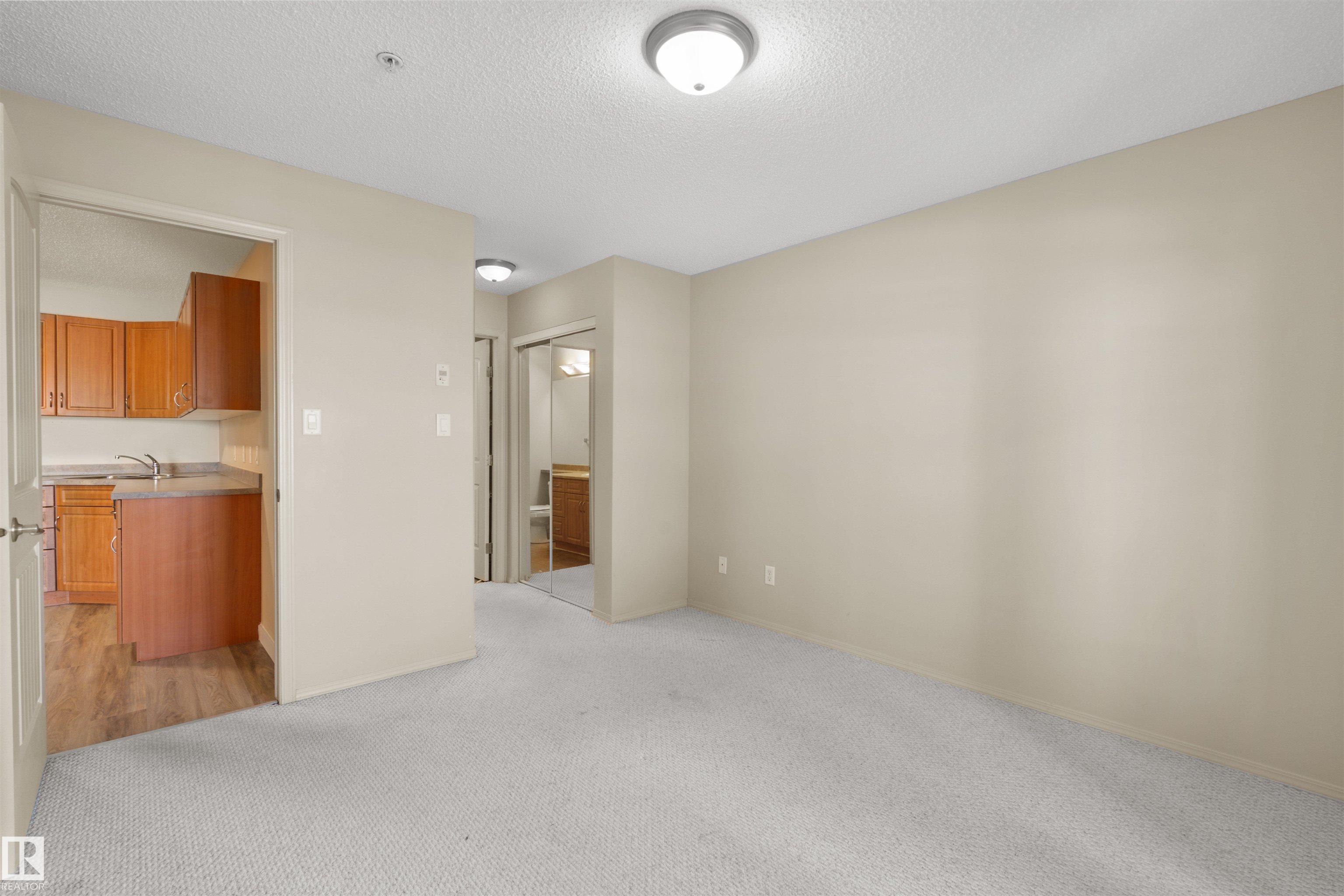 Photo 13 at 215 - 2098 Blackmud Creek Drive SW, Blackmud Creek, Edmonton