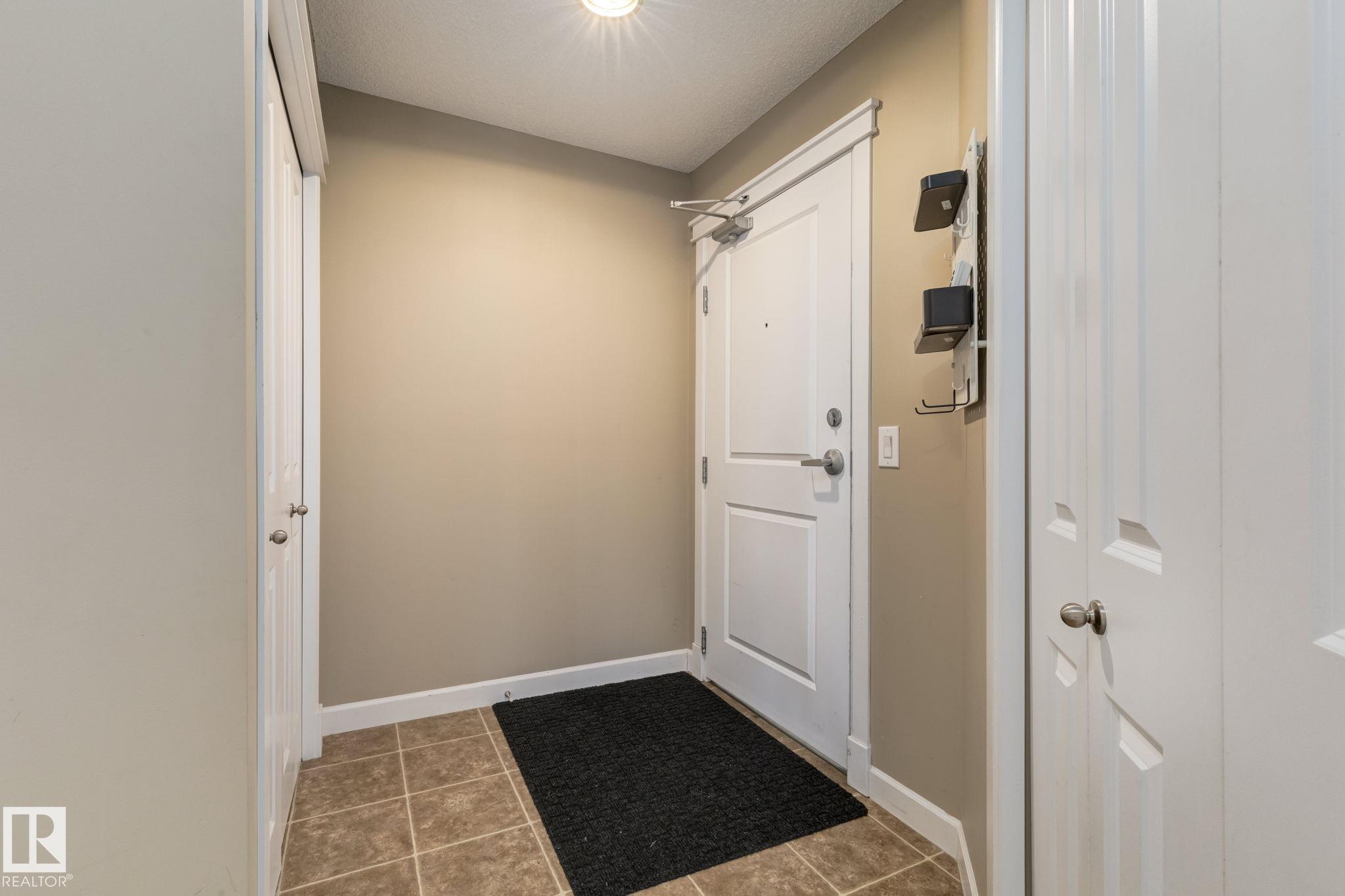 Photo 12 at 204 - 3715 Whitelaw Lane NW, Windermere, Edmonton