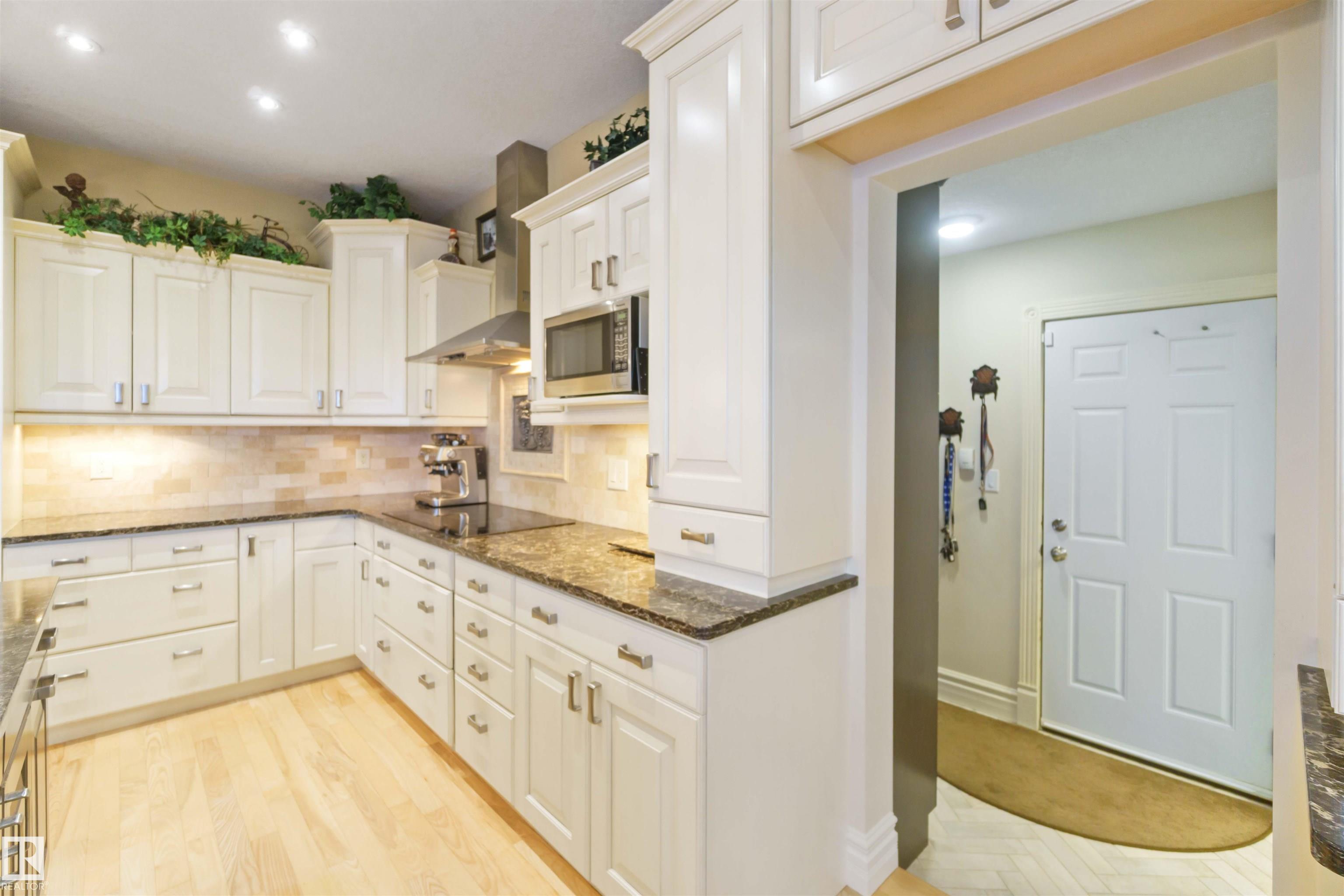 Photo 13 at 50344 Rge Rd 243, None, Rural Leduc County