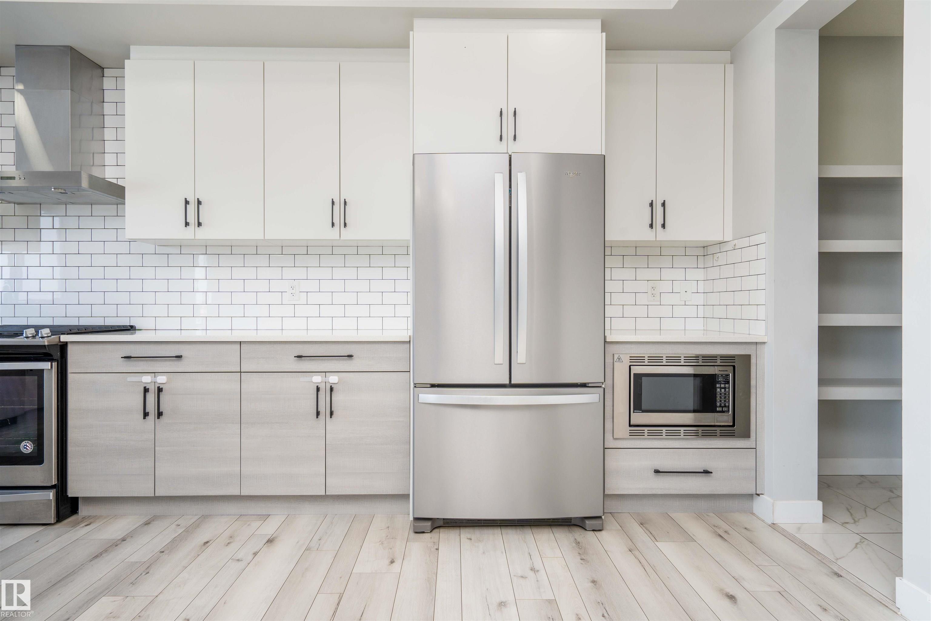 Photo 12 at 2420 15 Avenue NW, Laurel, Edmonton