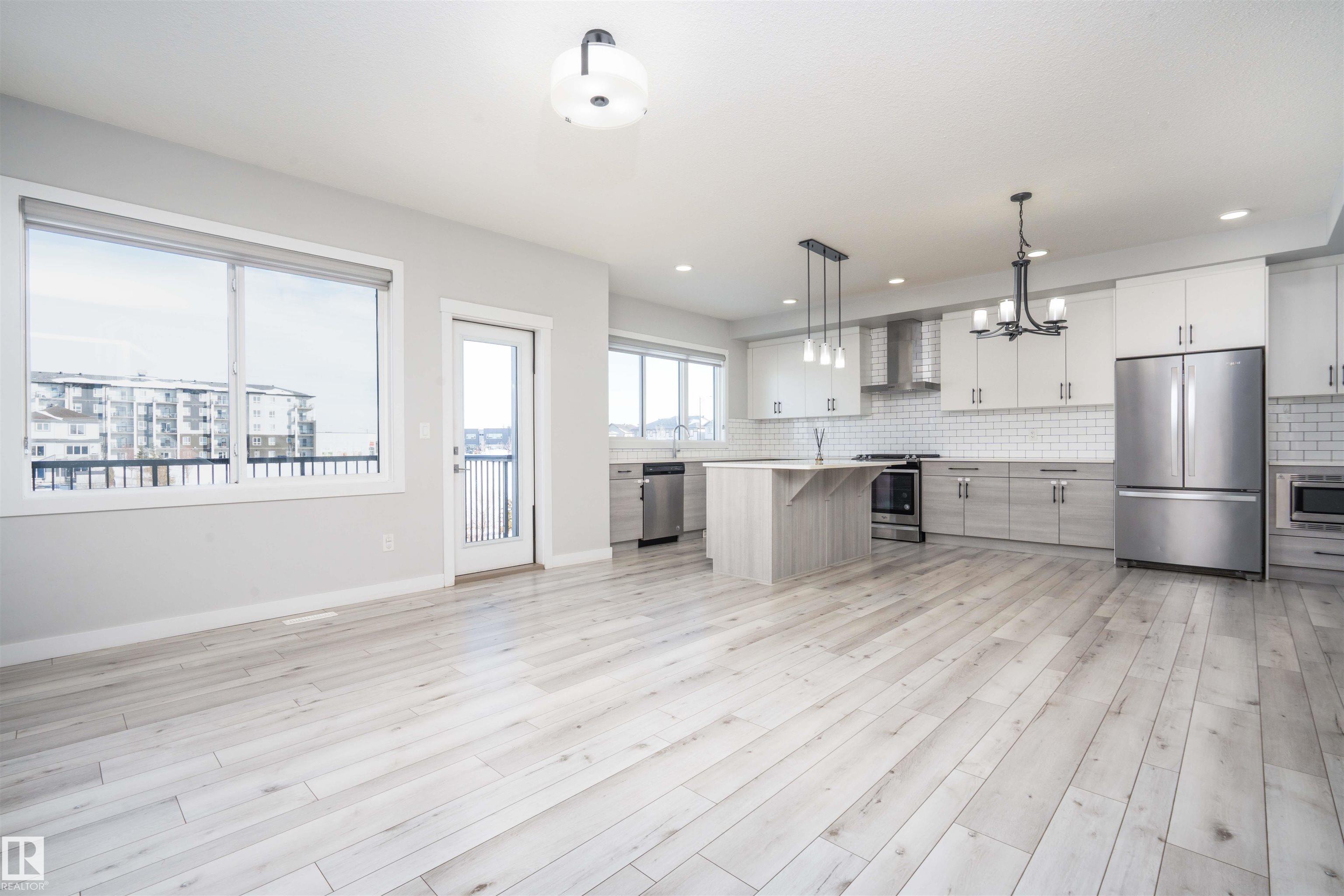 Photo 16 at 2420 15 Avenue NW, Laurel, Edmonton