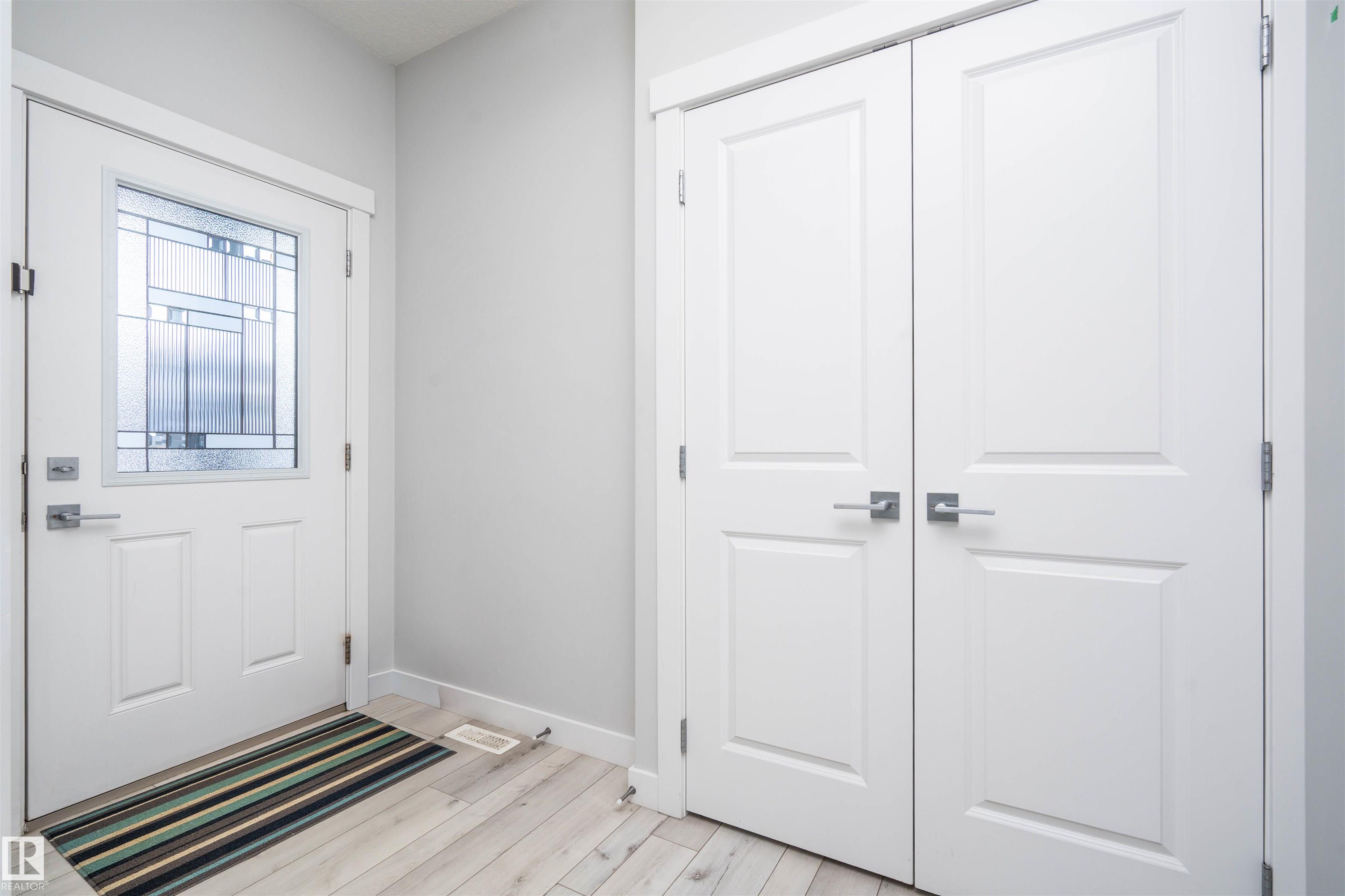 2420 15 Avenue NW, Laurel, Edmonton