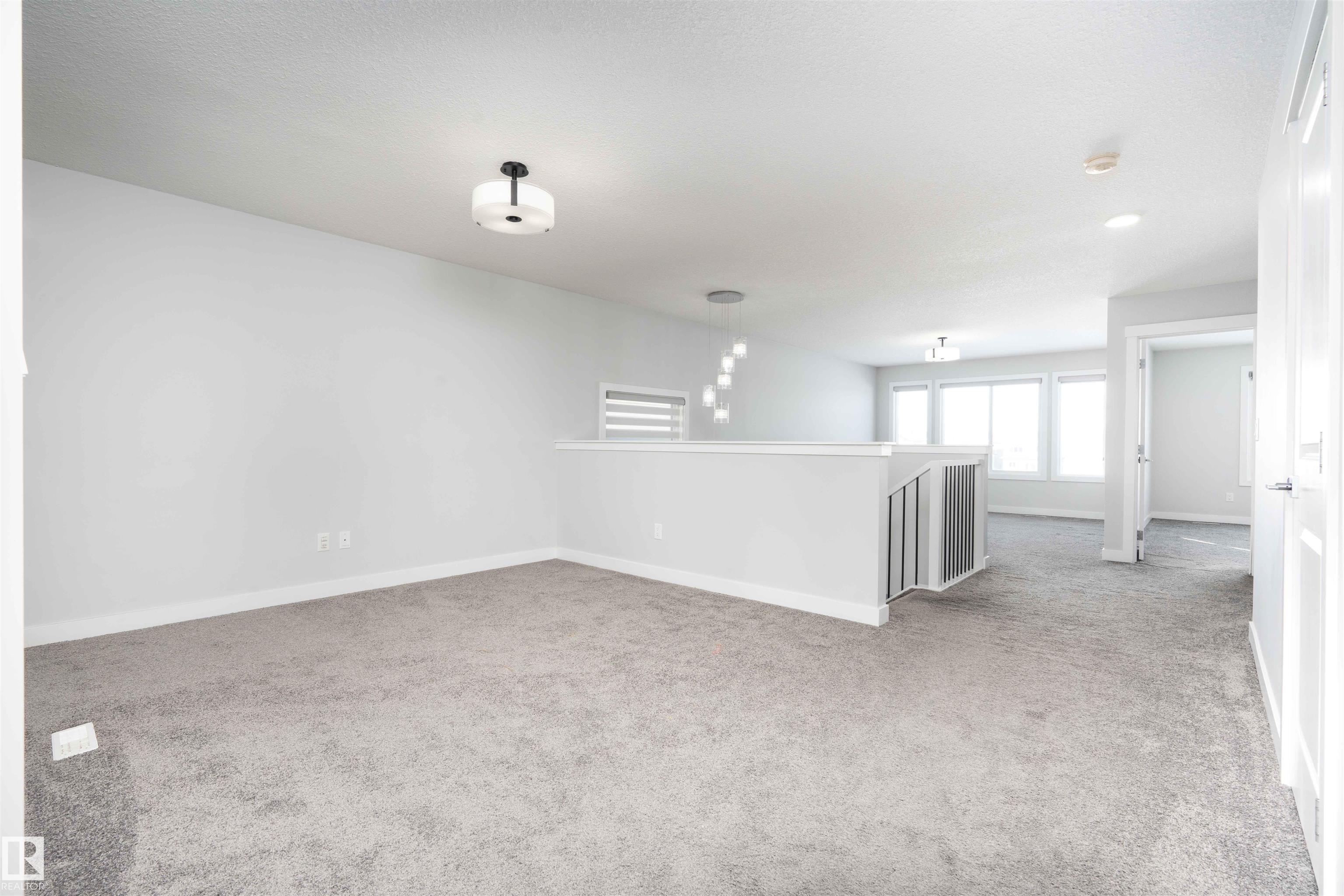 Photo 33 at 2420 15 Avenue NW, Laurel, Edmonton