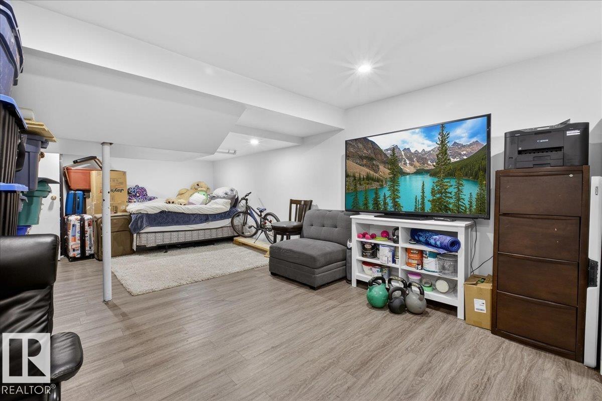 Photo 37 at 635 Millbourne Road E NW, Lee Ridge, Edmonton