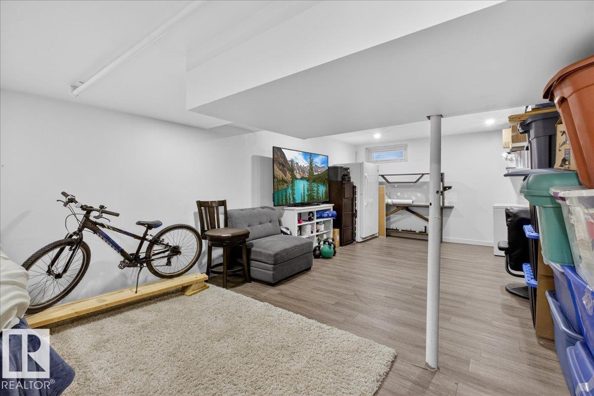 Photo 38 at 635 Millbourne Road E NW, Lee Ridge, Edmonton