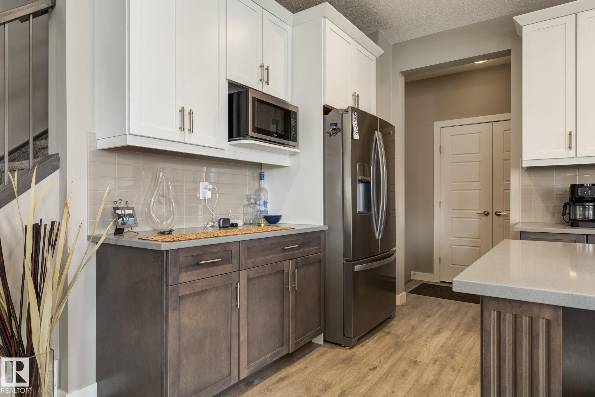 Photo 12 at 266 Reichert Drive, Coloniale Estates, Beaumont