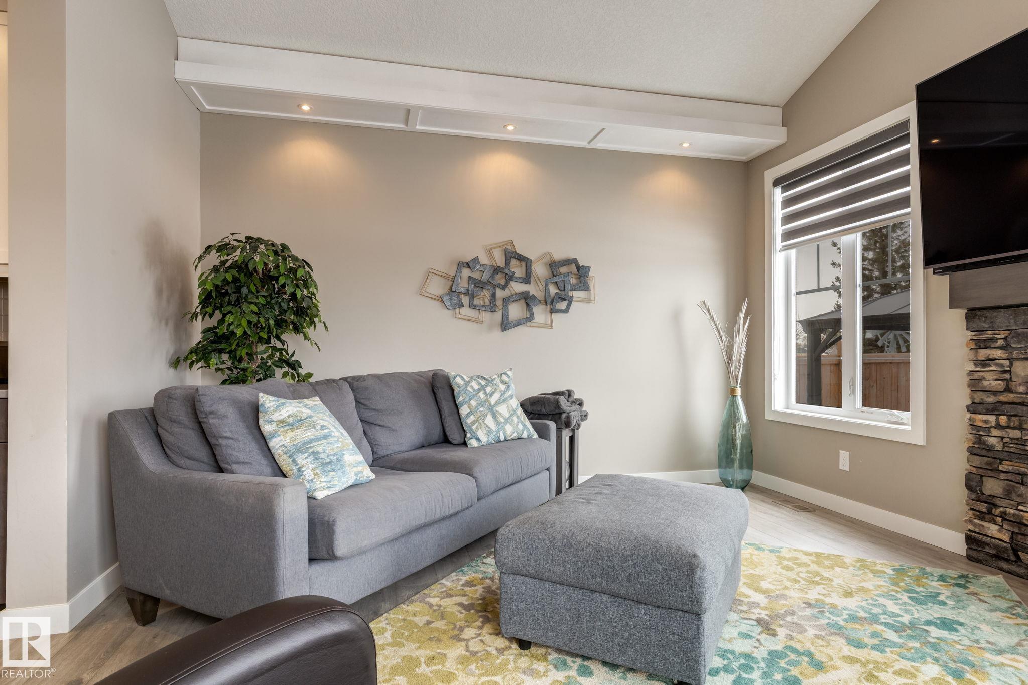 Photo 15 at 266 Reichert Drive, Coloniale Estates, Beaumont