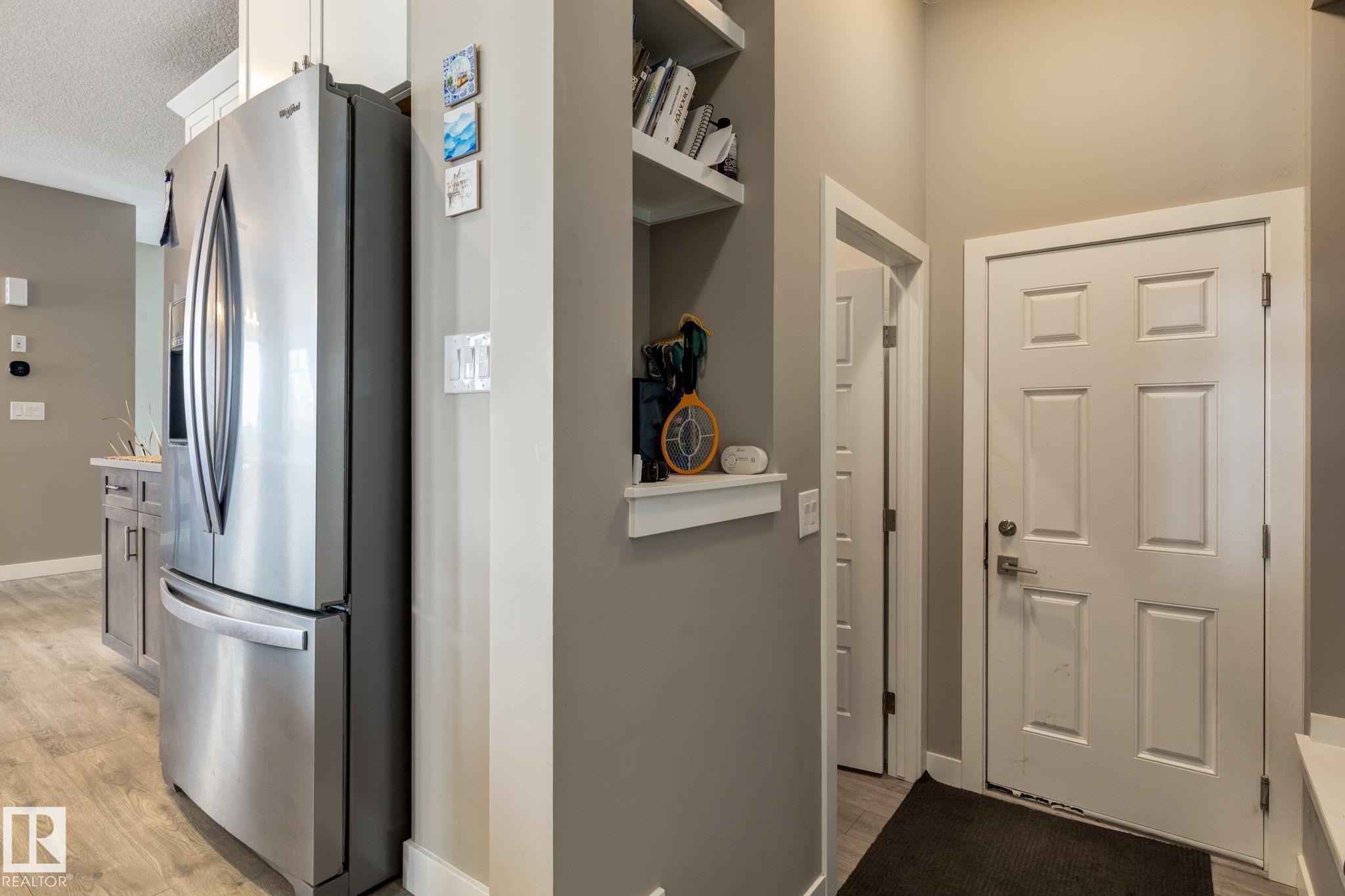 Photo 10 at 266 Reichert Drive, Coloniale Estates, Beaumont