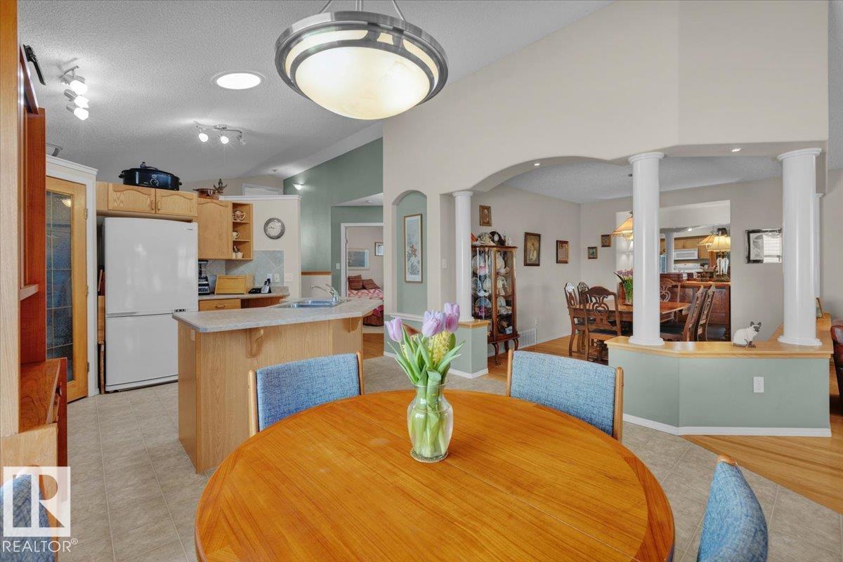 Photo 13 at 2609 Marion Place SW, Macewan, Edmonton