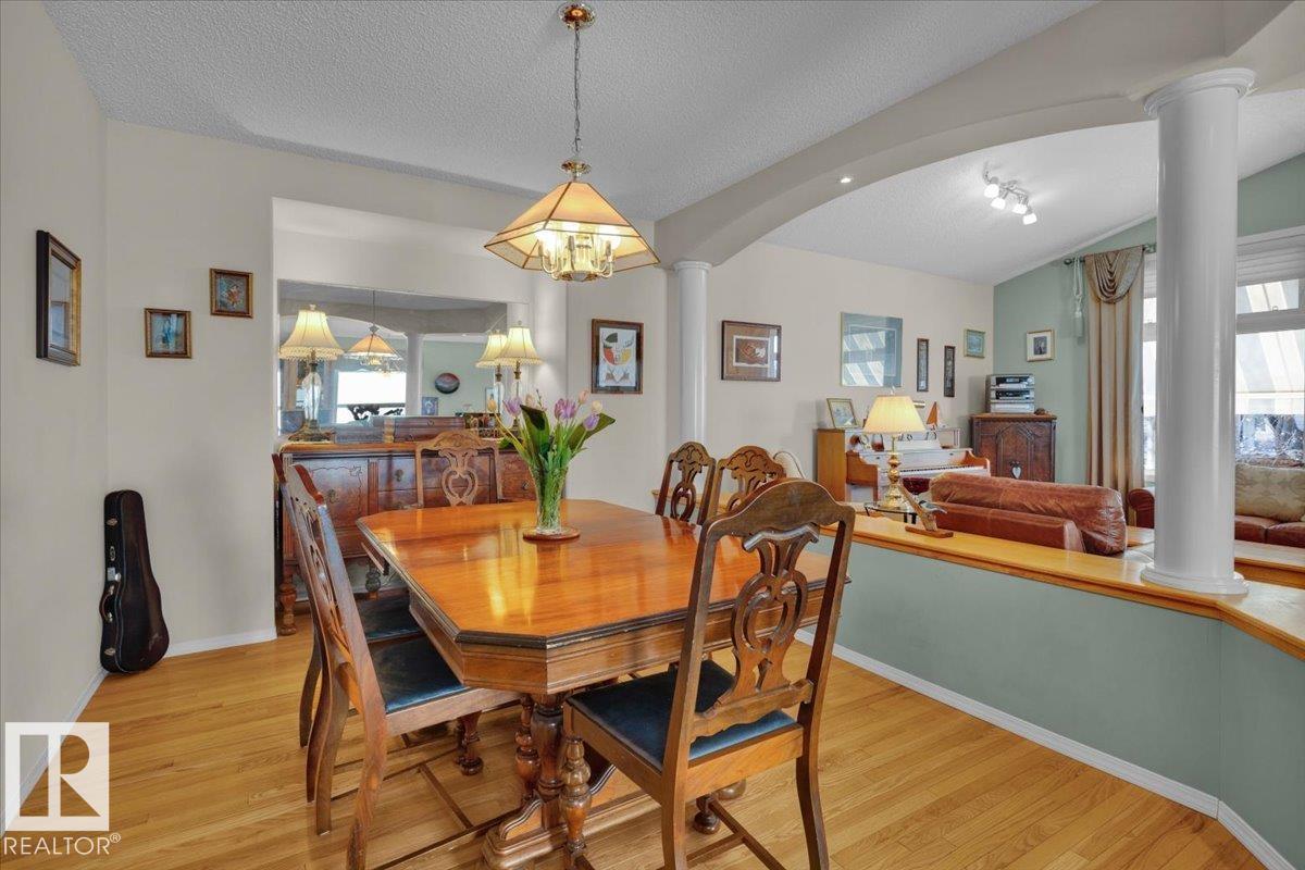 Photo 14 at 2609 Marion Place SW, Macewan, Edmonton