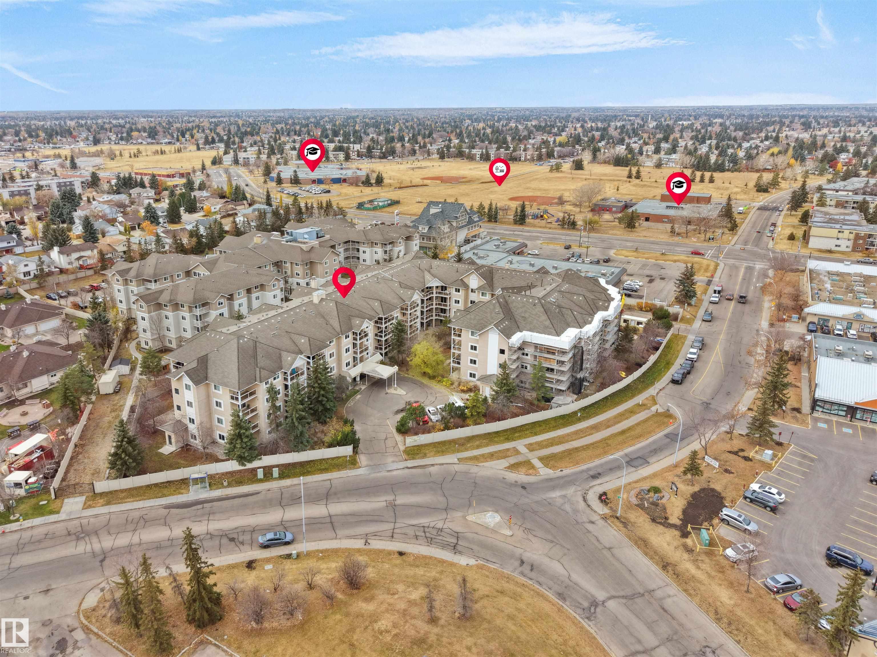 102 - 10511 42 Avenue NW, Rideau Park, Edmonton