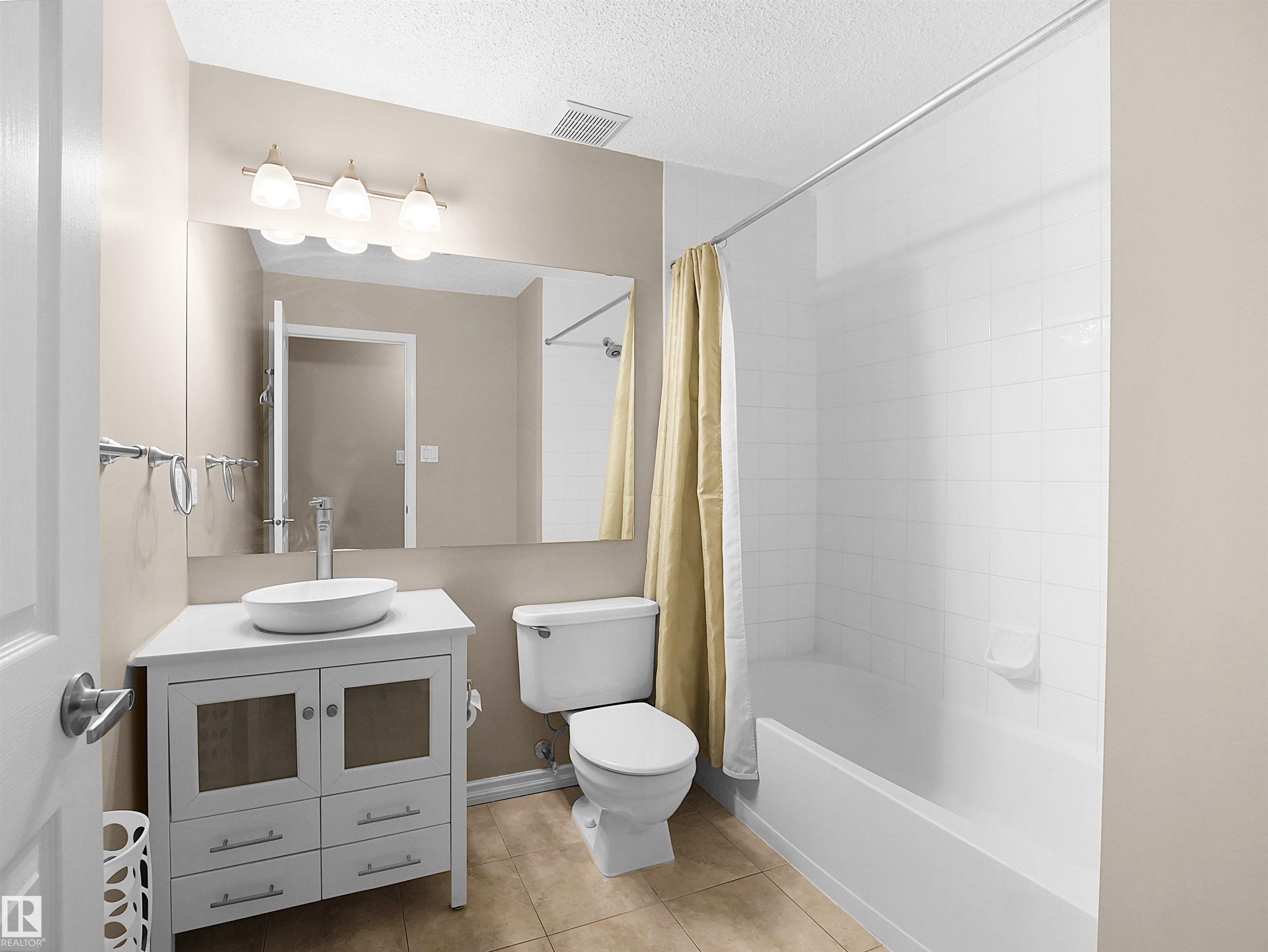 Photo 38 at 102 - 10511 42 Avenue NW, Rideau Park, Edmonton