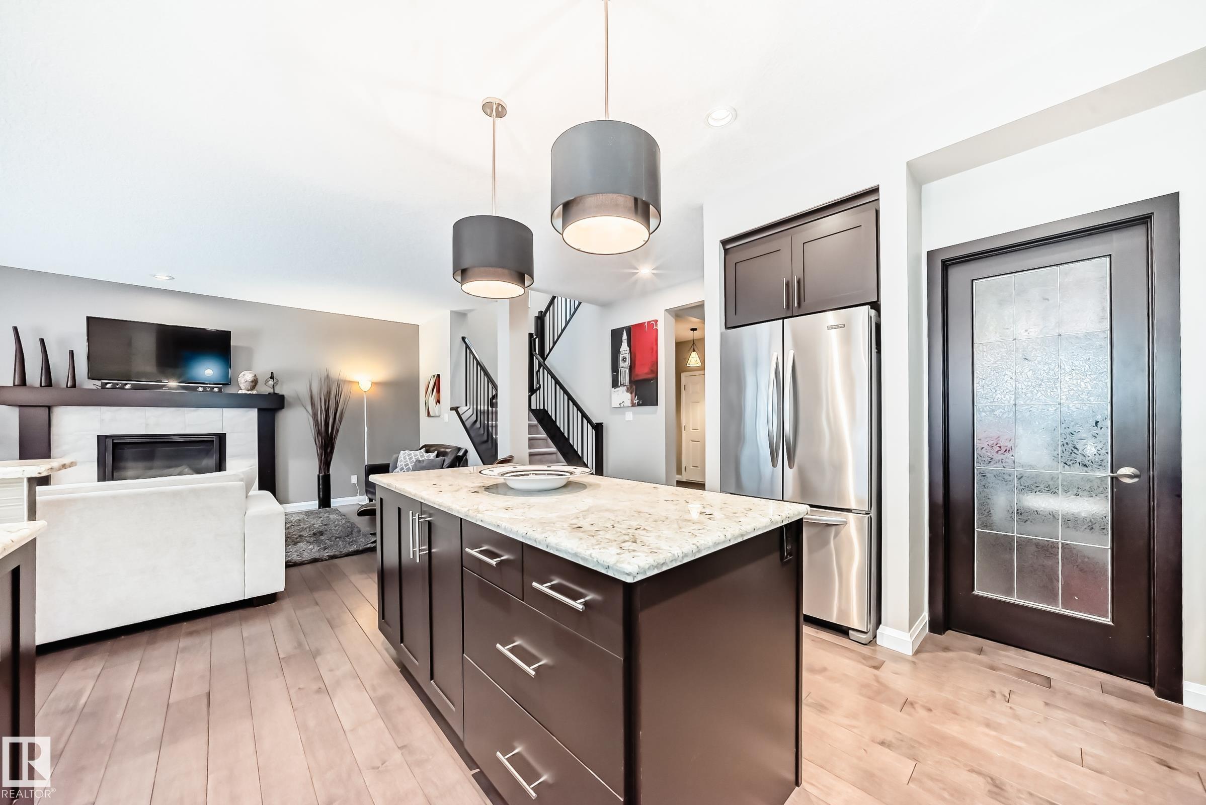 Photo 7 at 7014 170a Avenue NW, Schonsee, Edmonton