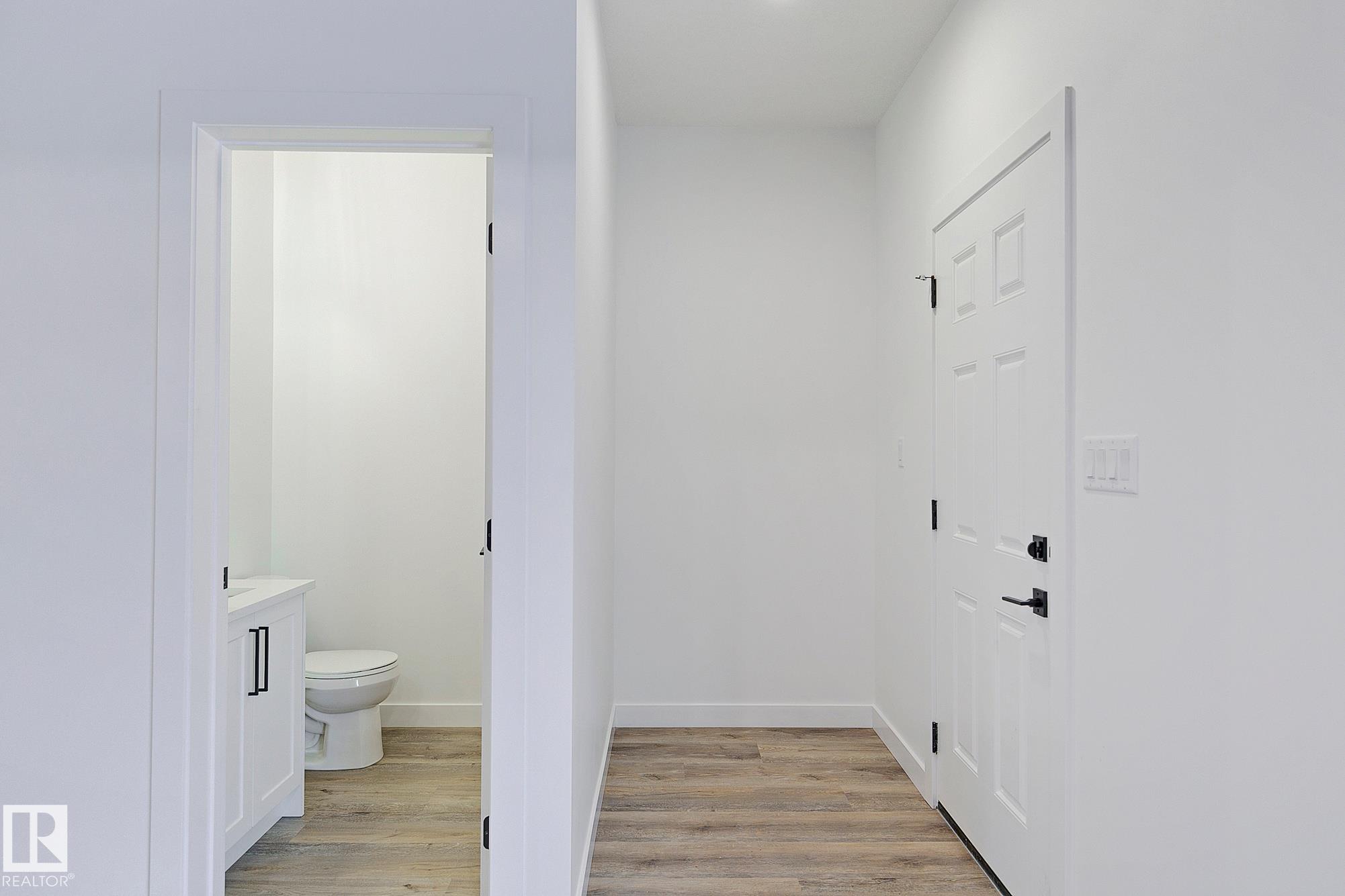 Photo 11 at 9825 107a Avenue, Champagne, Morinville