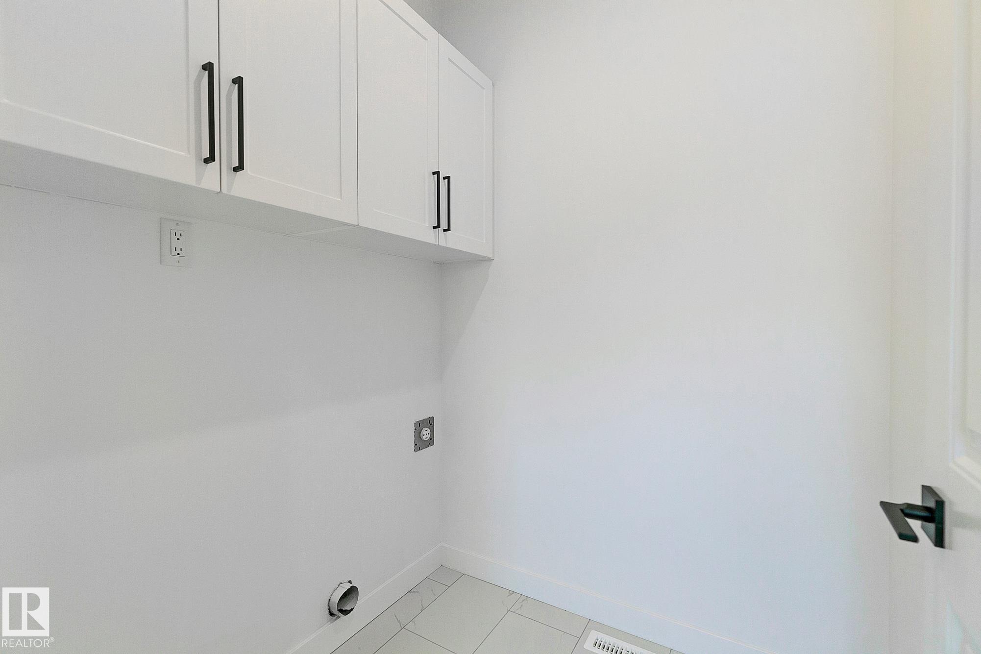 Photo 12 at 9825 107a Avenue, Champagne, Morinville