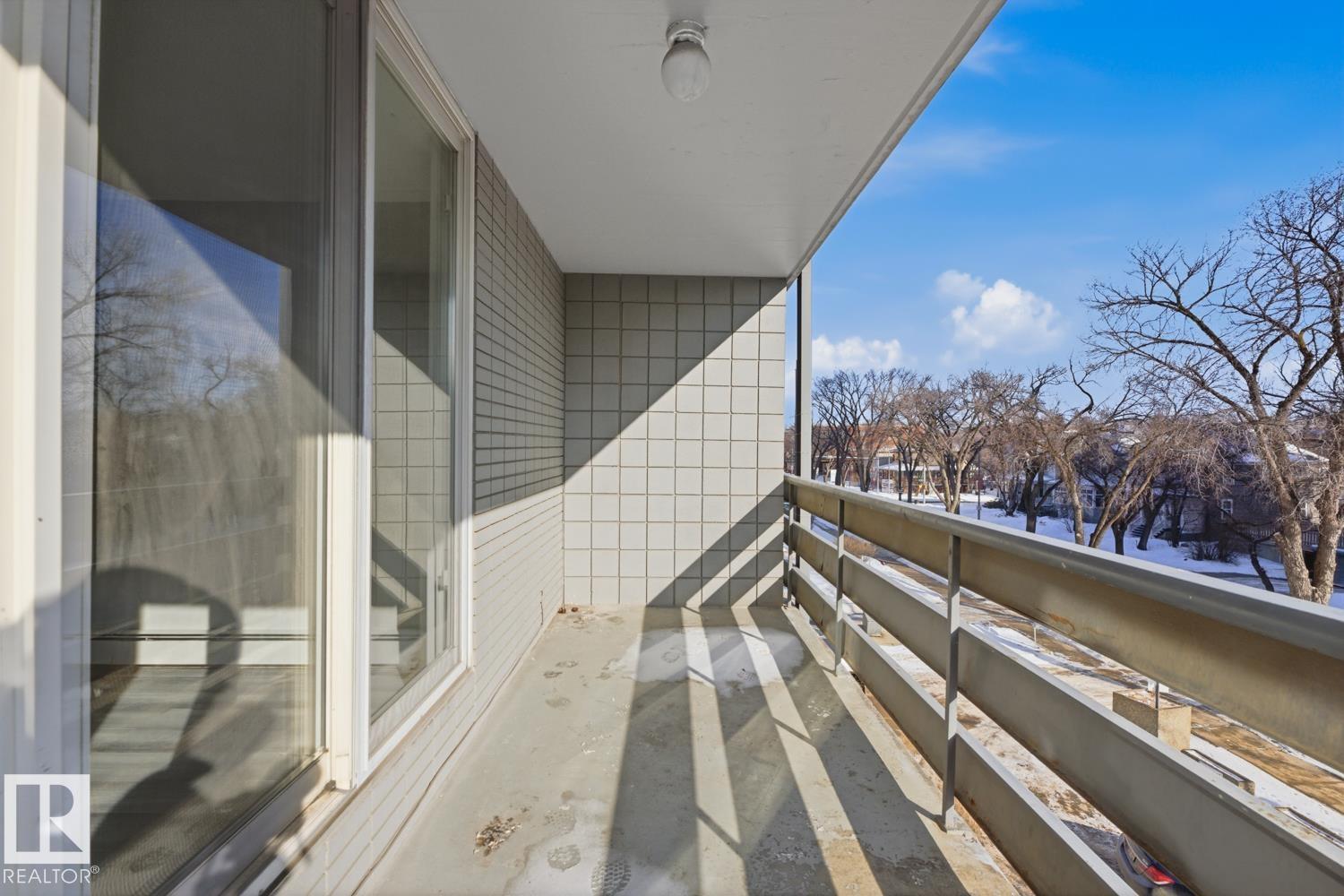 307 - 10160 116 Street NW, Wîhkwêntôwin, Edmonton