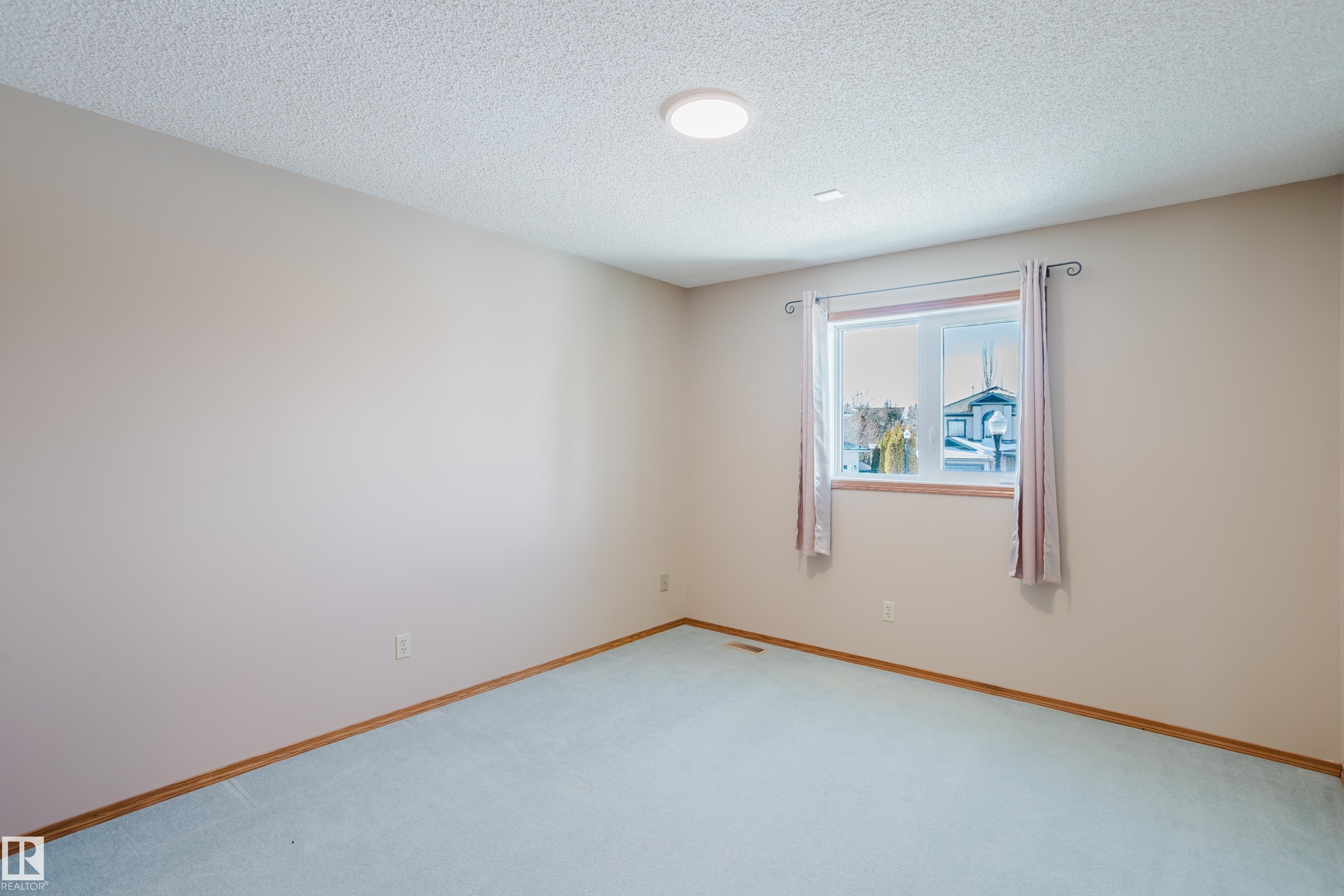 Photo 30 at 535 Pardee Bay NW, Potter Greens, Edmonton