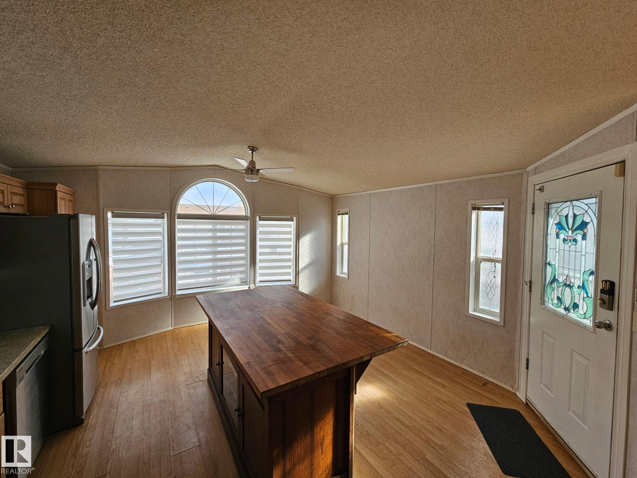 Picture for 106 oakwood RD NW