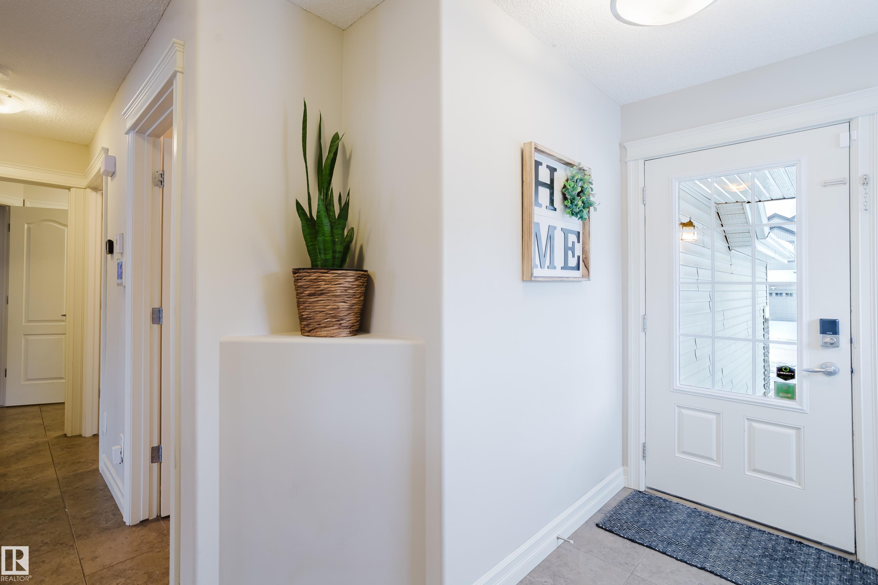 Photo 11 at 1740 59 Street SW, Walker, Edmonton