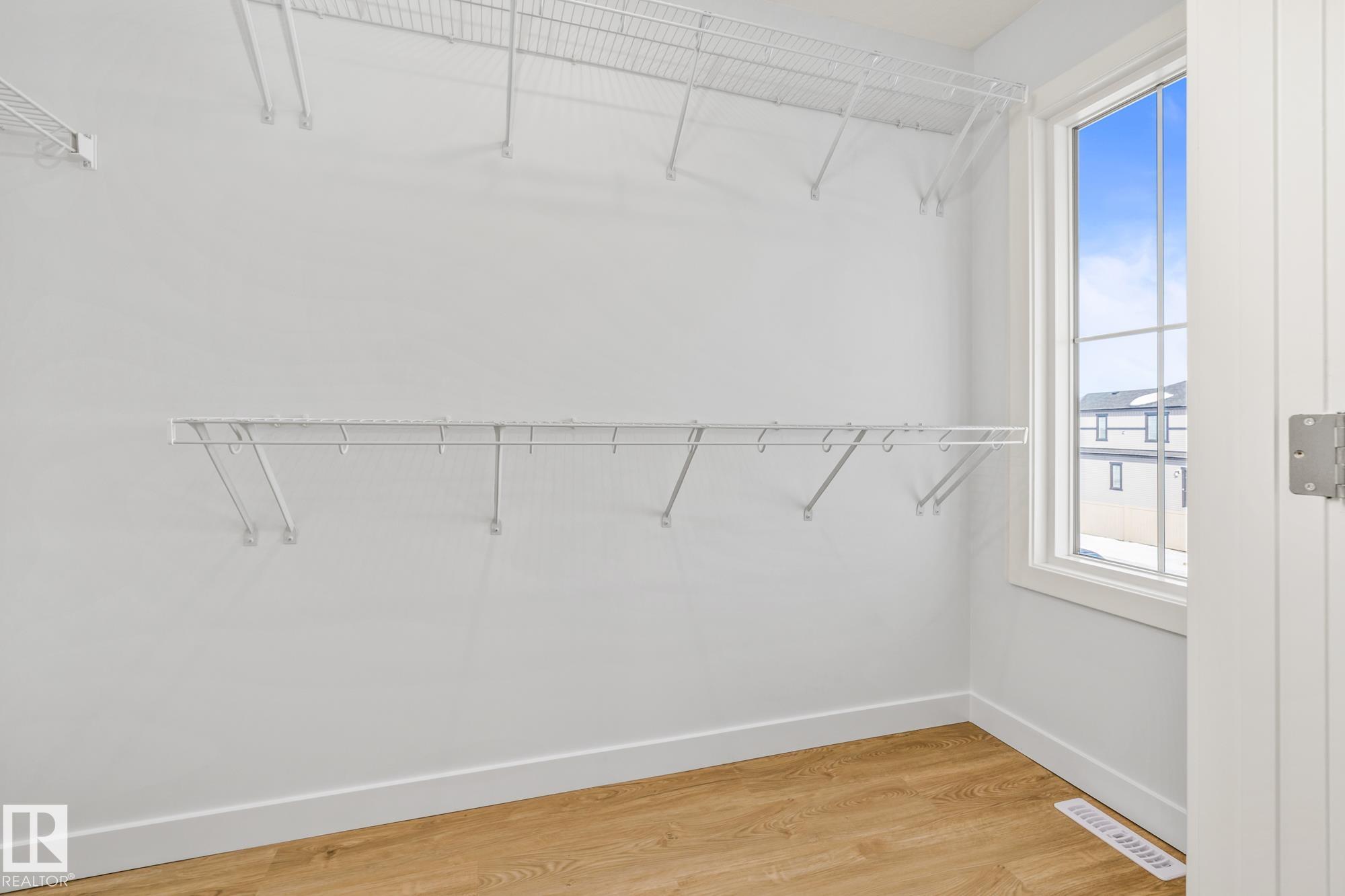 Photo 27 at 110 Honeysuckle green, Woodbend, Leduc