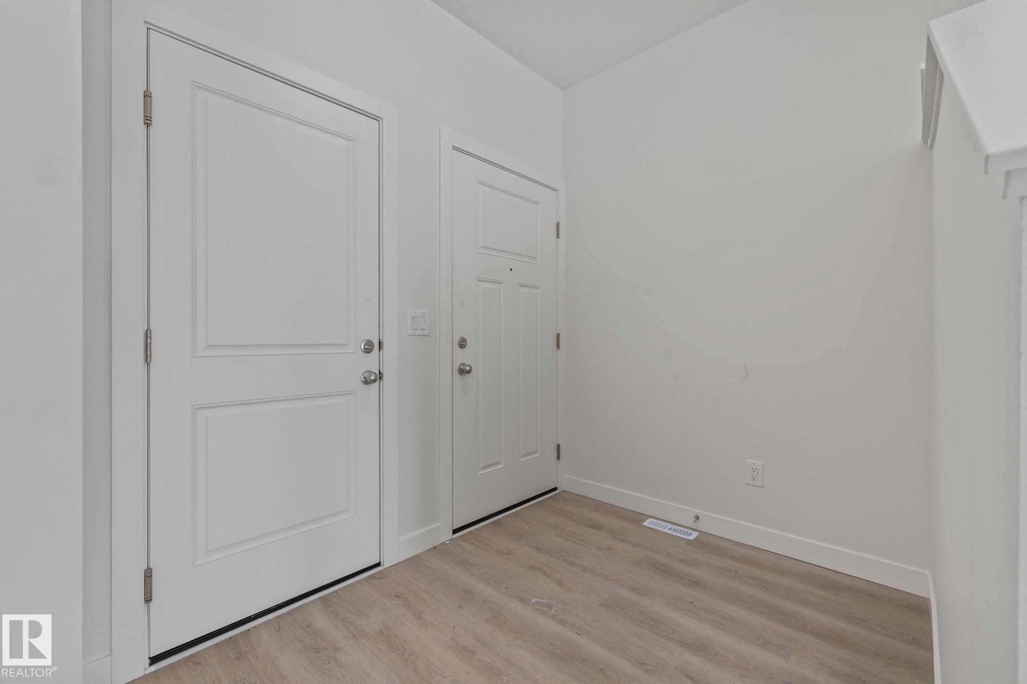 112 Honeysuckle green, Woodbend, Leduc