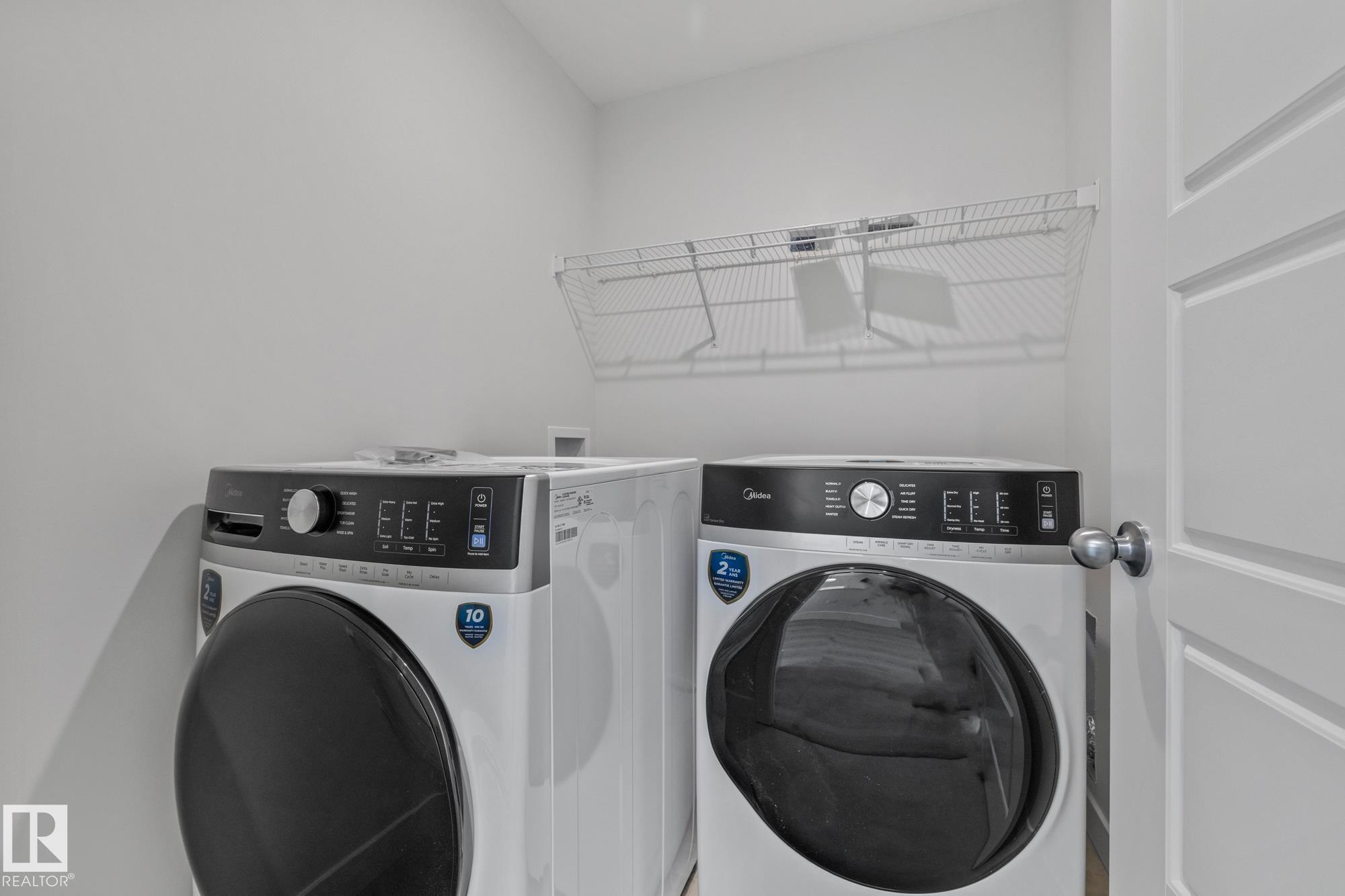 Photo 18 at 112 Honeysuckle green, Woodbend, Leduc