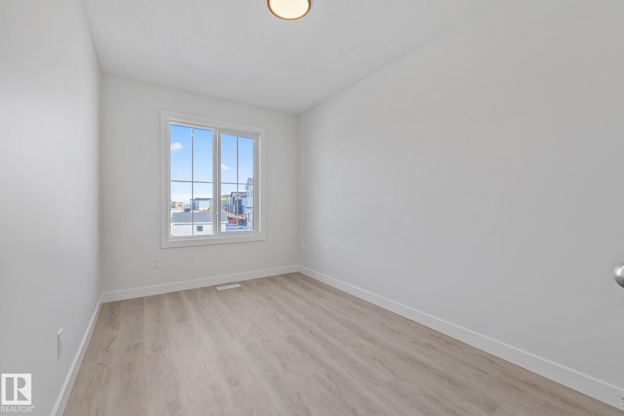 Photo 29 at 112 Honeysuckle green, Woodbend, Leduc