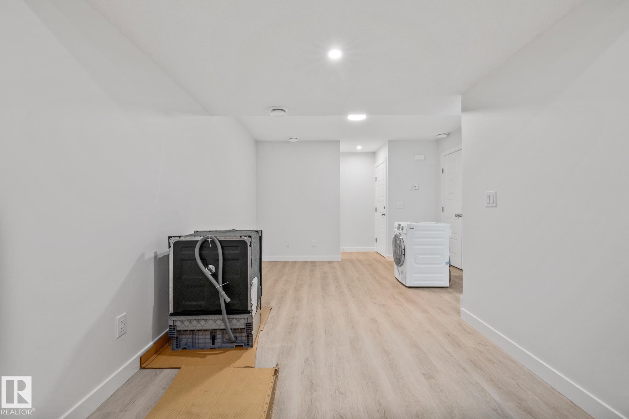 Photo 33 at 112 Honeysuckle green, Woodbend, Leduc