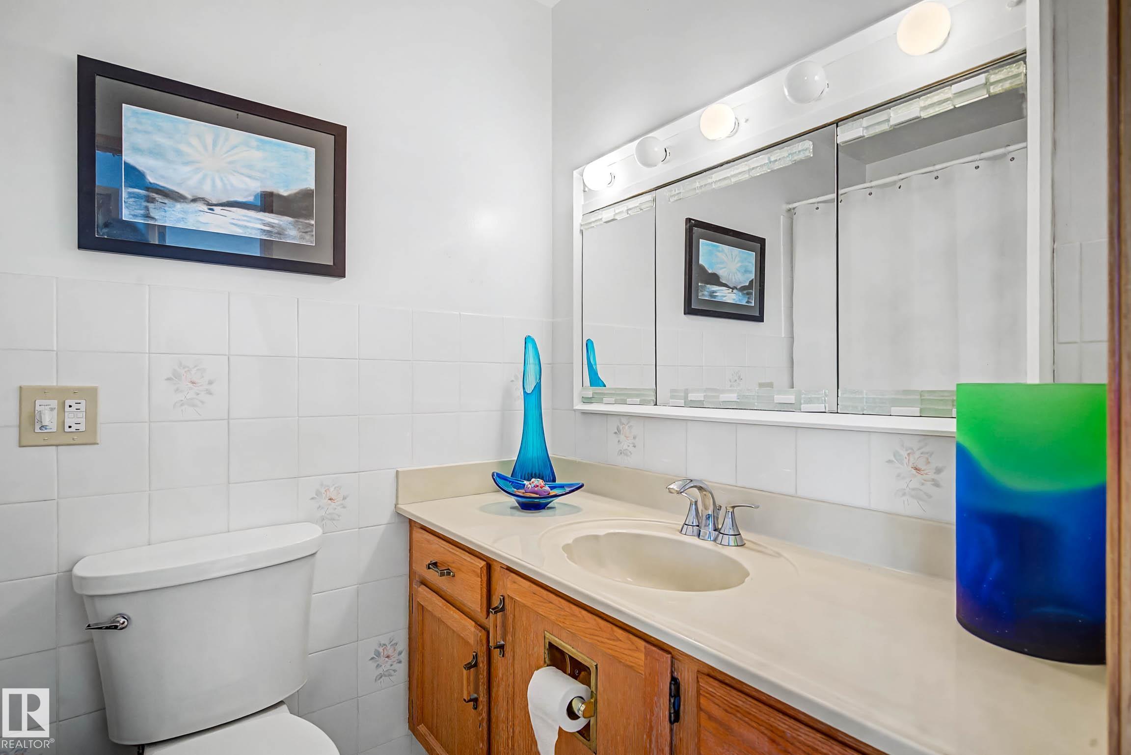 Photo 17 at 41 - 903 109 Street NW, Bearspaw, Edmonton