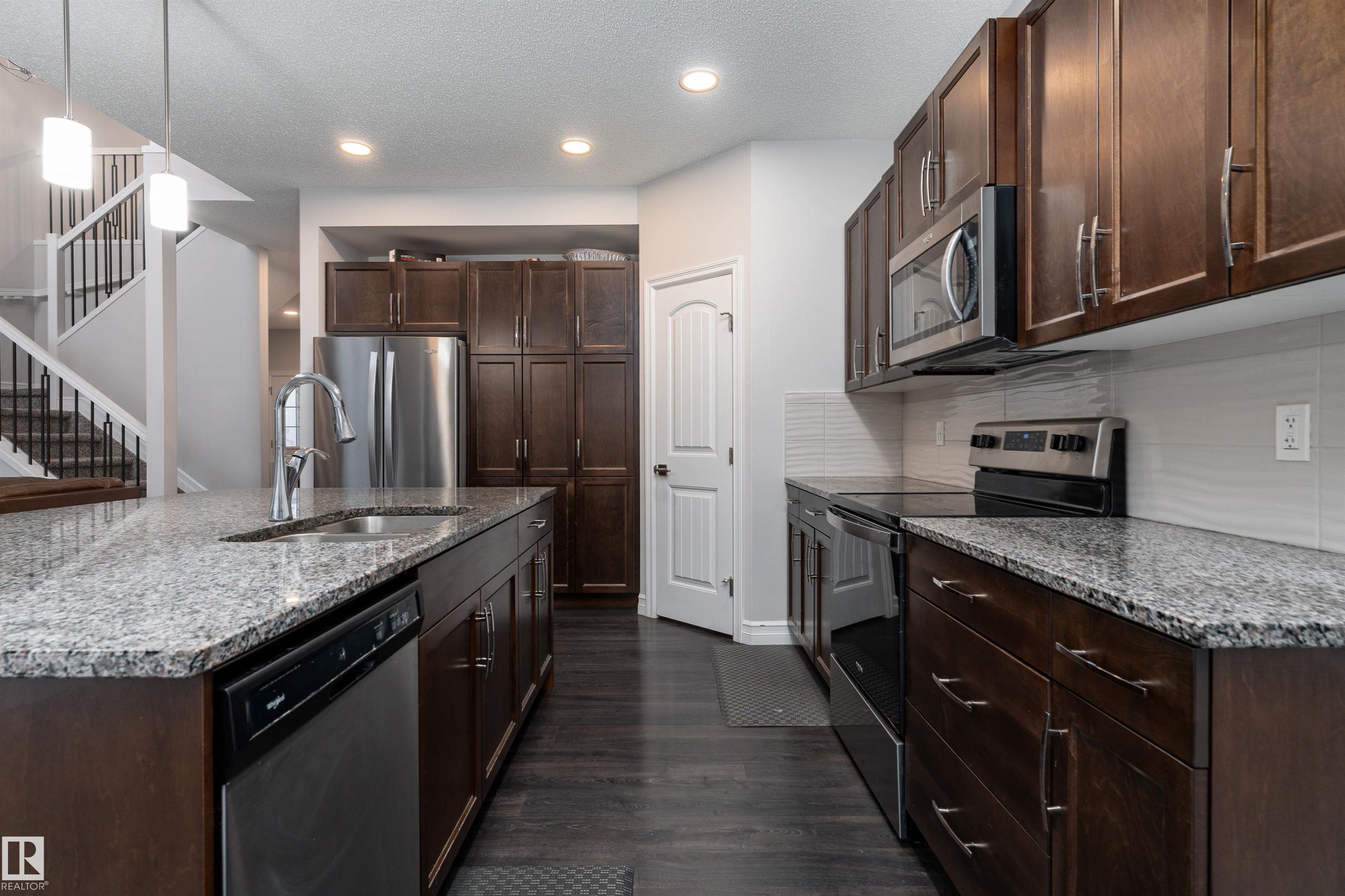 1245 26a Street NW, Laurel, Edmonton